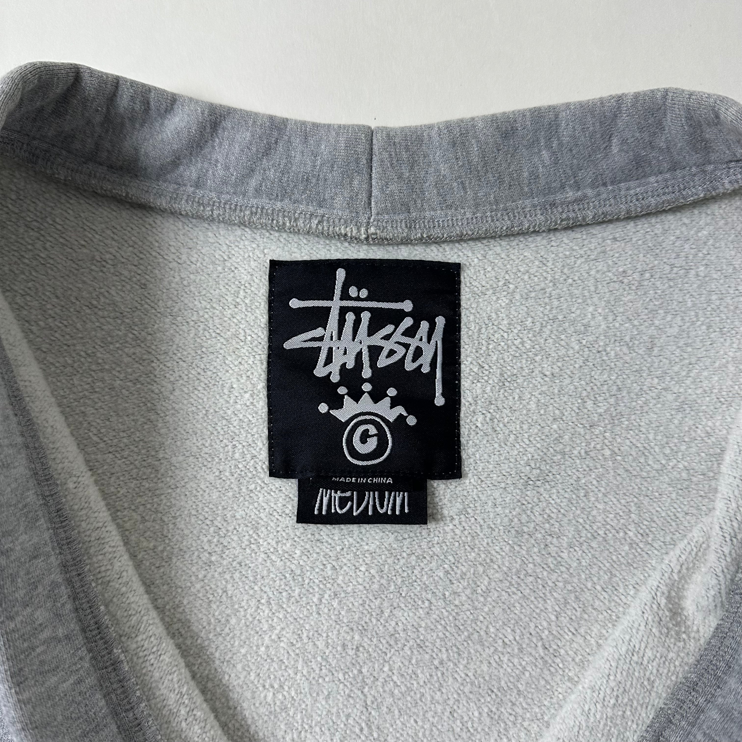 Stussy Cardigan Sweater Felt Patch Crown-topped “S” Logo in Gray (Size Medium)