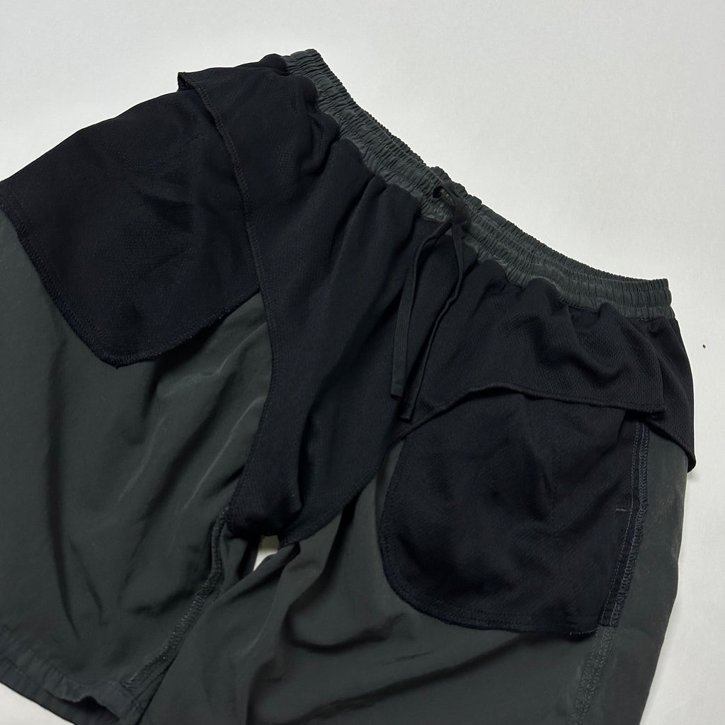 Exclusive NIKE x EDIFICE Water Repellant Board Shorts in Gray (Size Medium 30-32)