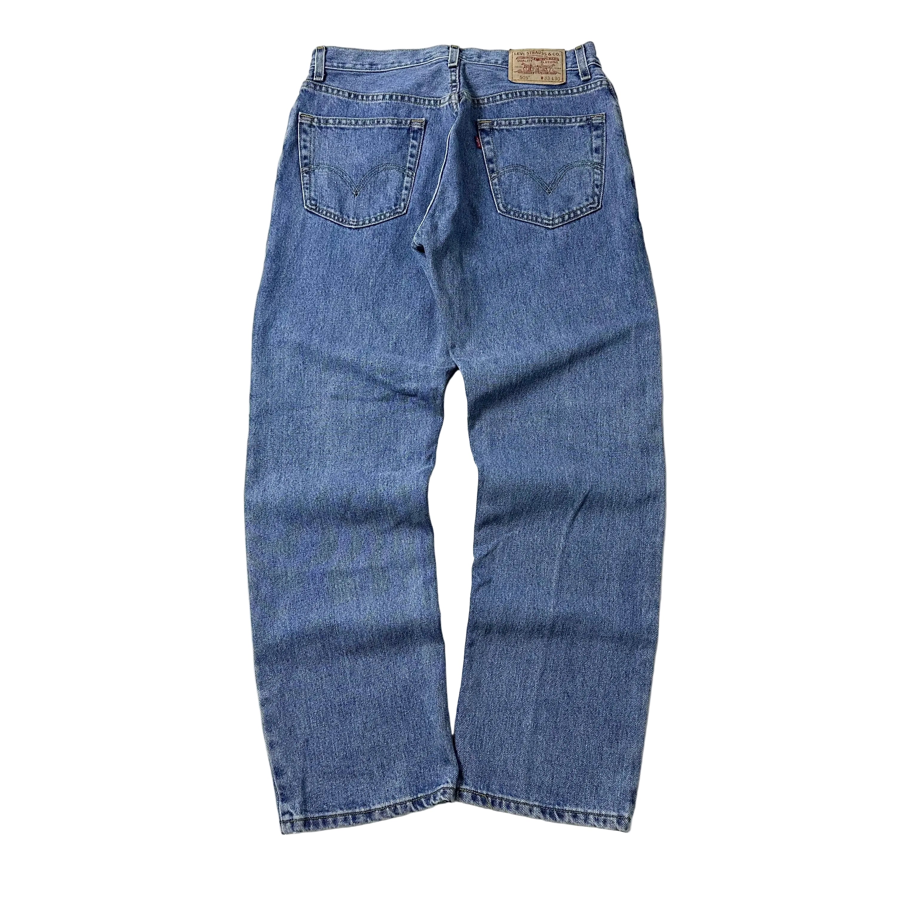 Vintage 2006 Levi’s 505 Regular Straight Fit in Medium Stonewash (Size 33)