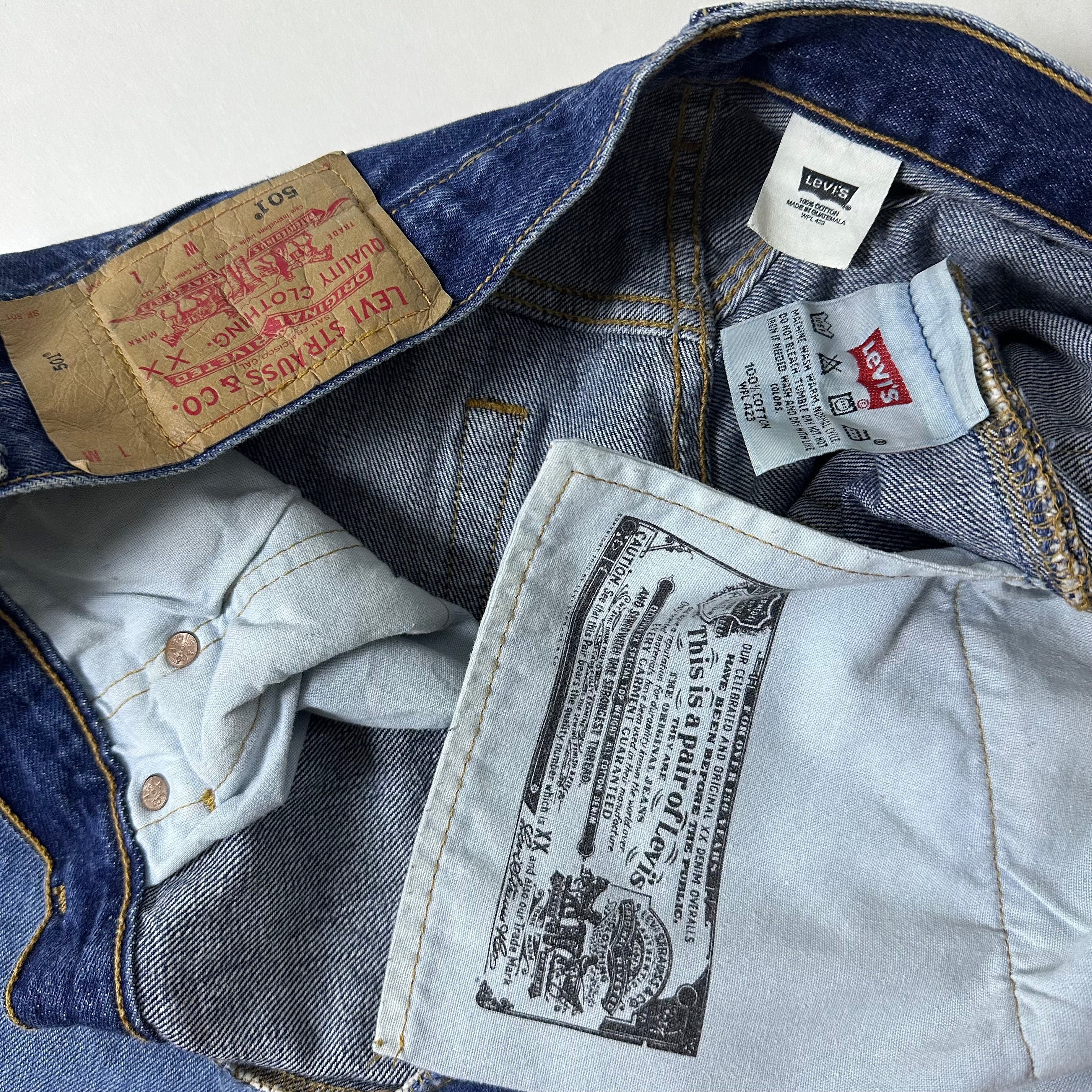 Vintage 2003 Levi’s 501 Original Fit Jeans Extended Patch Button Fly in Medium Wash (Size 33)