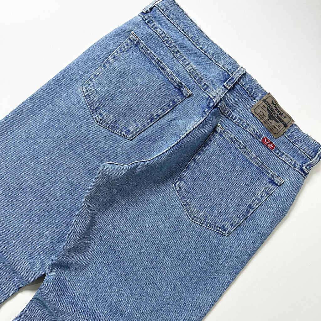 Wrangler Five Star Comfort Stretch Relaxed Fit Jeans in Bleached Tint (Size 32)