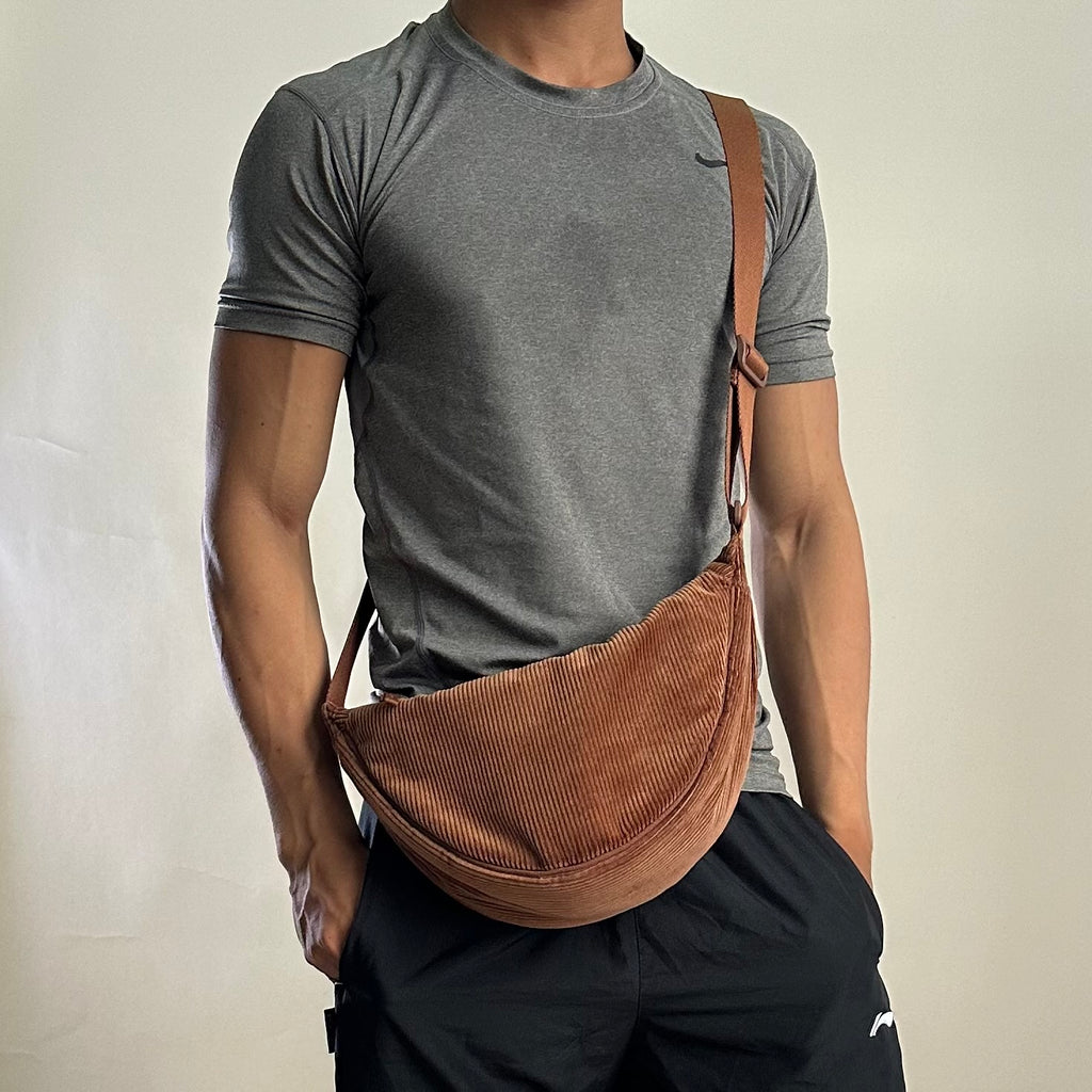 Uniqlo Round Mini Shoulder Bag Corduroy in Brown Unisex (One Size)