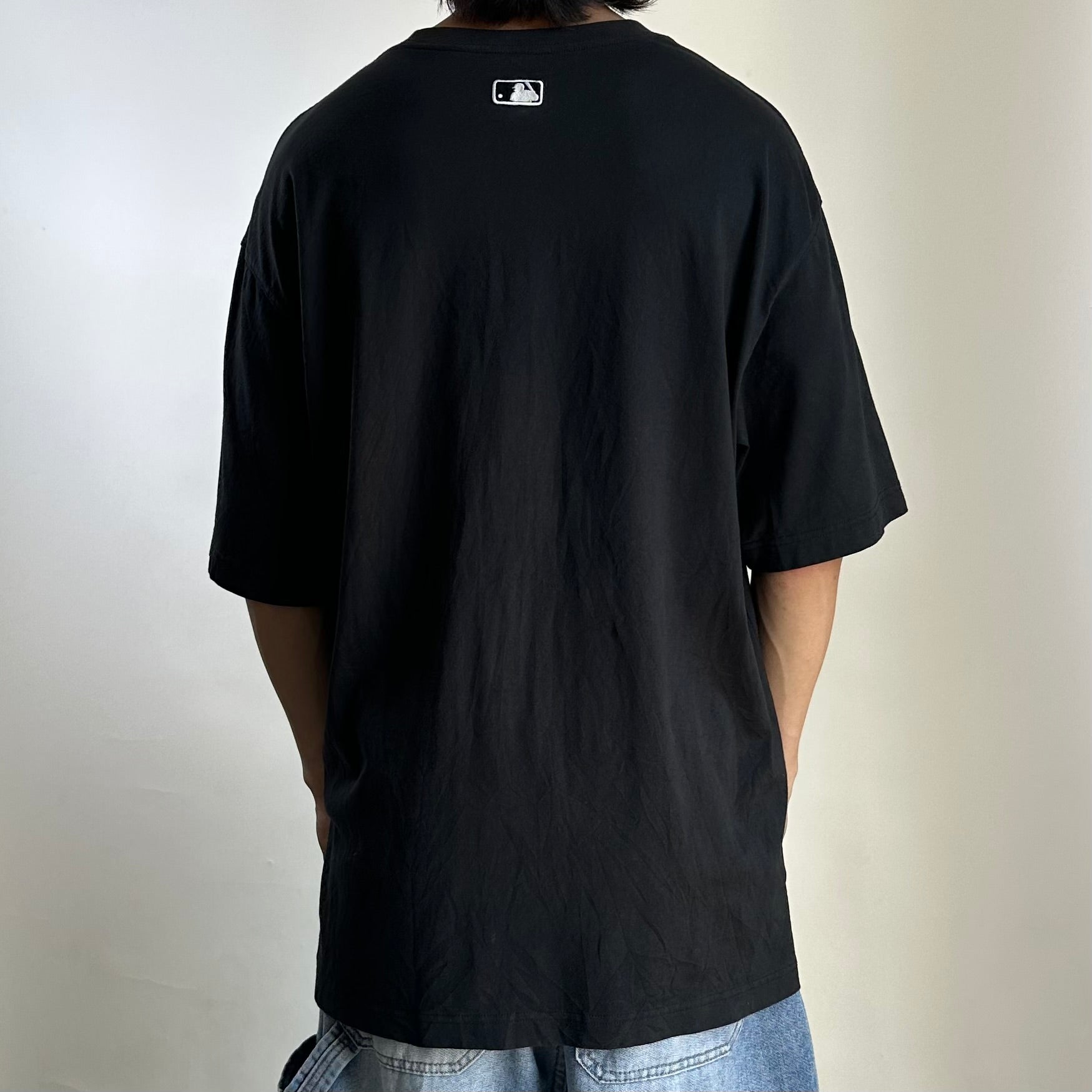 MLB New York Yankees Premium Heart Small Logo T-Shirt Black Size (XL-2XL)