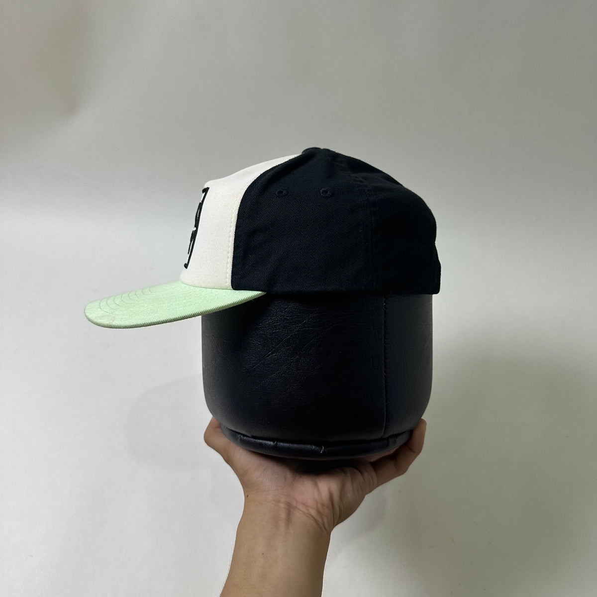 Oakley Snapback Hat Embroidered Logo Multi-Color (One Size)