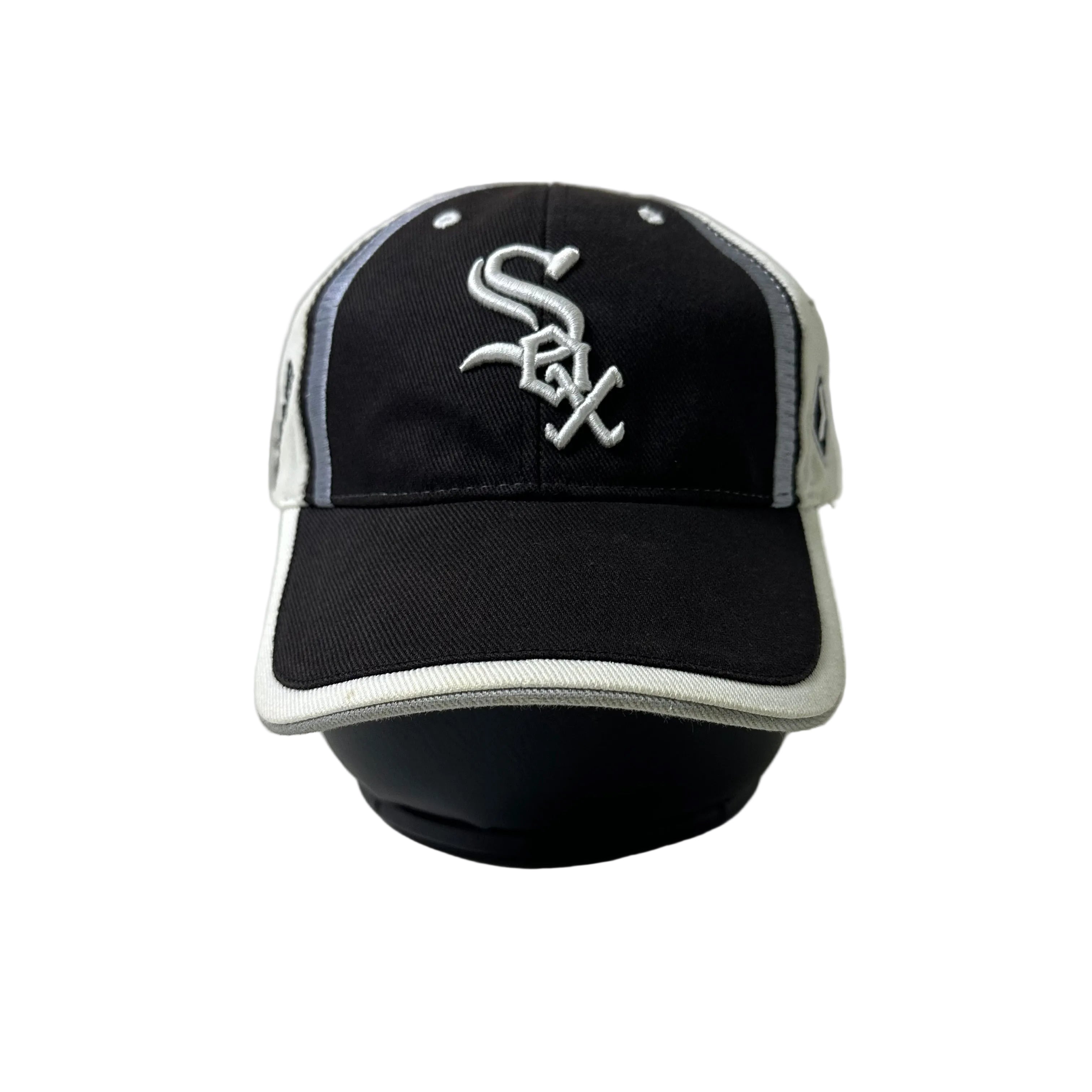 Vintage TEI Chicago White Sox MLB Strapback Cap in Black (One Size)
