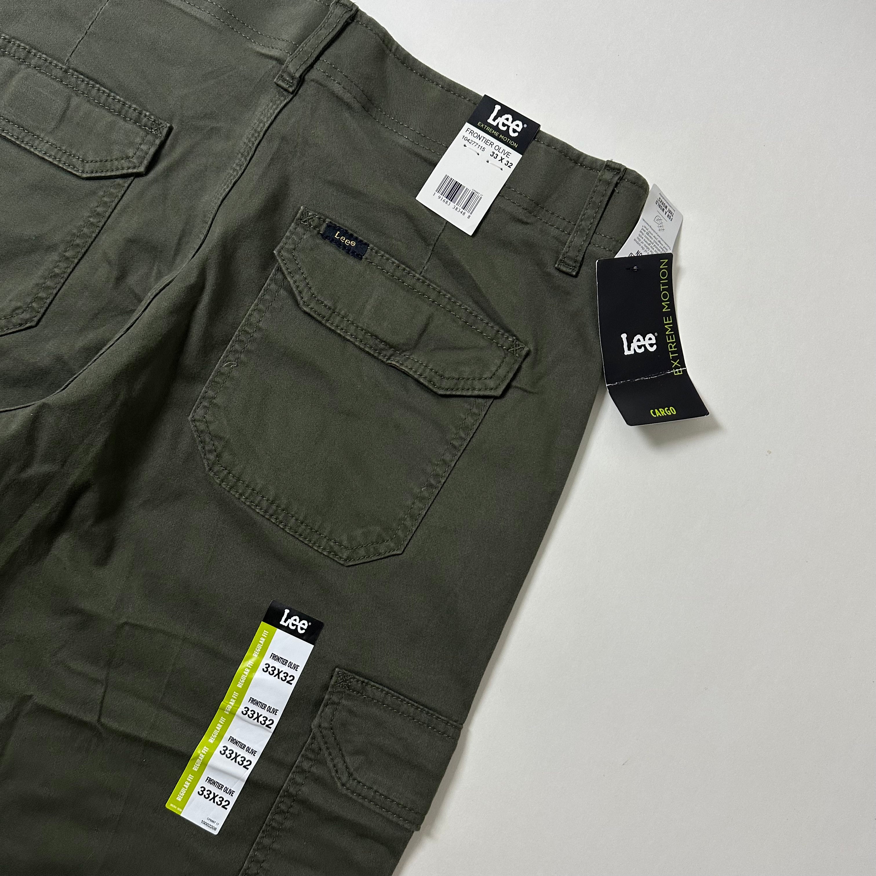 LEE Regular Straight Cargo Pants in Olive Green (Size 33-34)