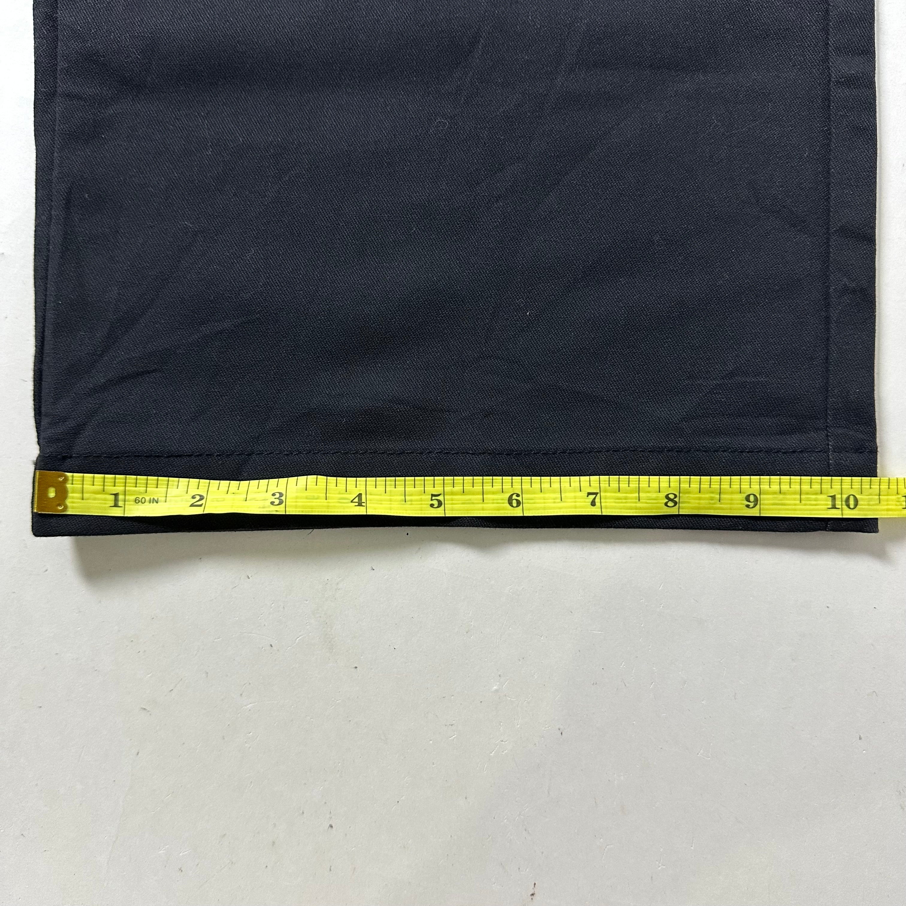 DICKIES Relaxed Straight Cargo Pants in Black (Size 44)