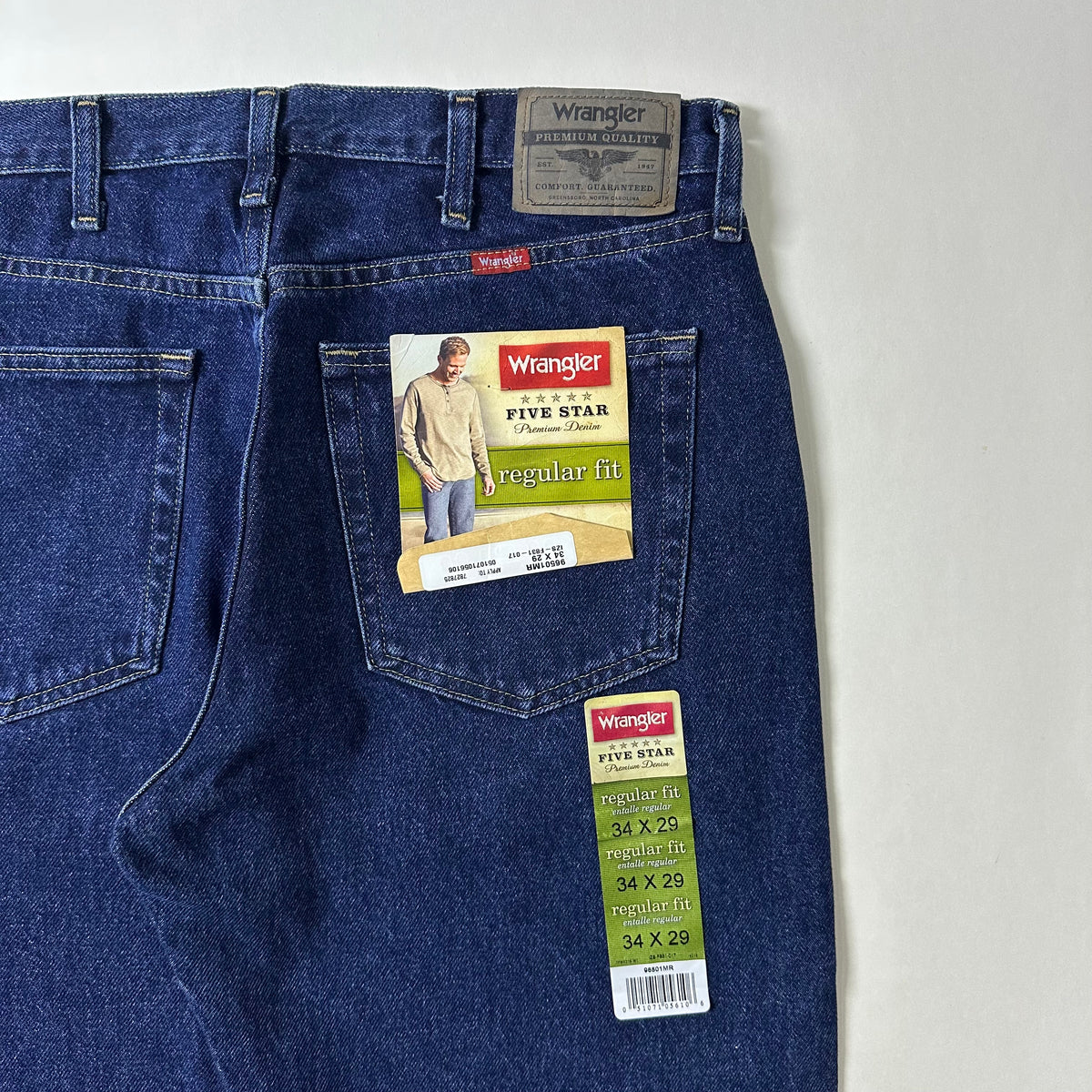 BRAND-NEW Wrangler Five Star Premium Denim Regular Fit in Midnight Rinse (Size 34)