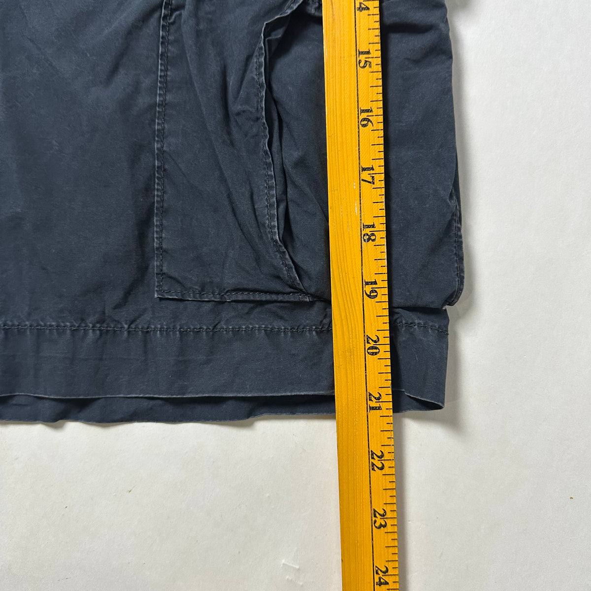 Ralph Lauren Denim & Supply Cargo Shorts in Black (Size 34-36)