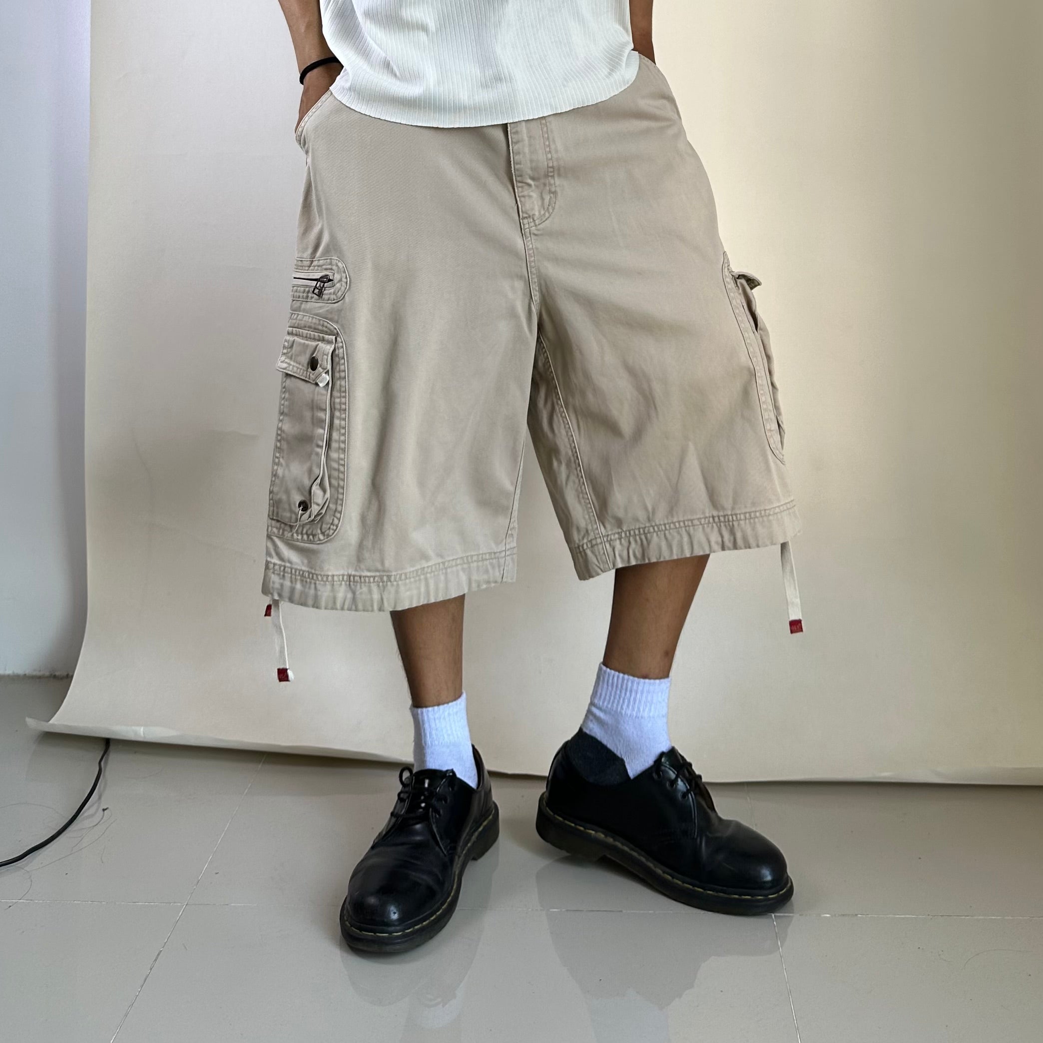 U.S Expedition Y2k Baggy Long Cargo Shorts Beige Size 36