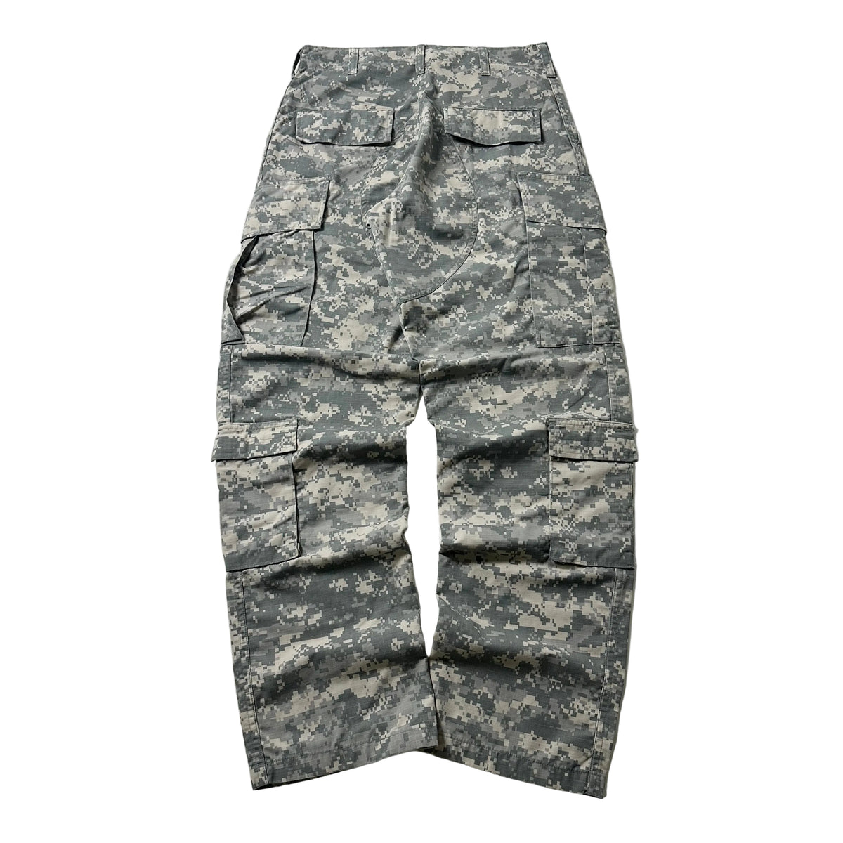 U.S. Army Universal Camouflage Cargo Pants (Size 27-31)