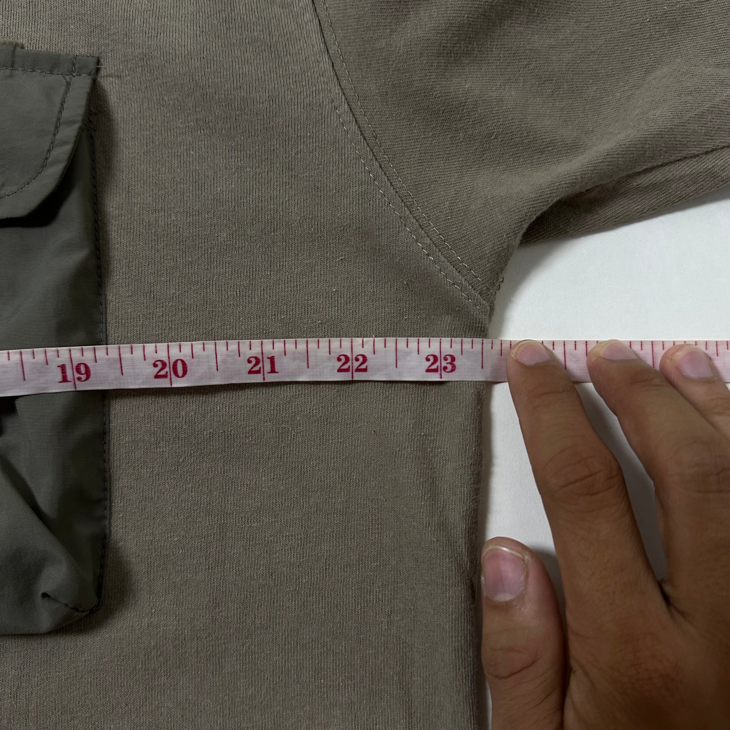 Niko And Utility Pocket T-Shirt Khaki Size XL
