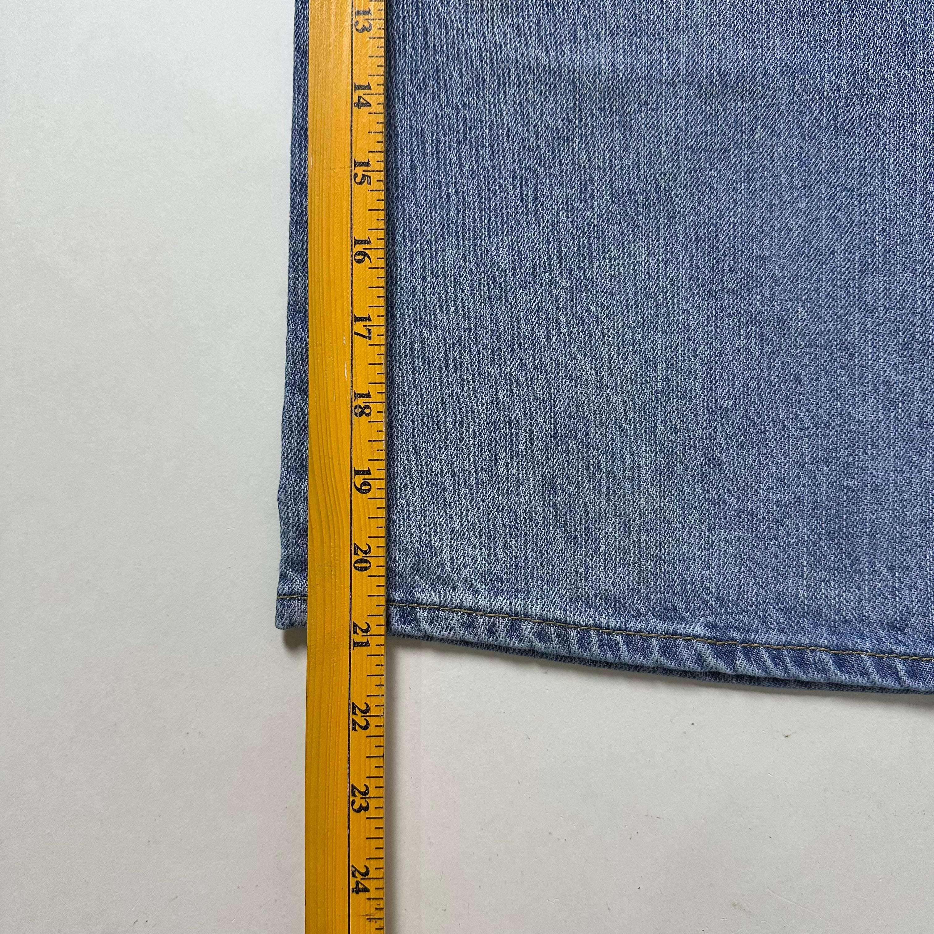 Levi’s 505 Denim Jorts in Light Wash Blue (Size 36)