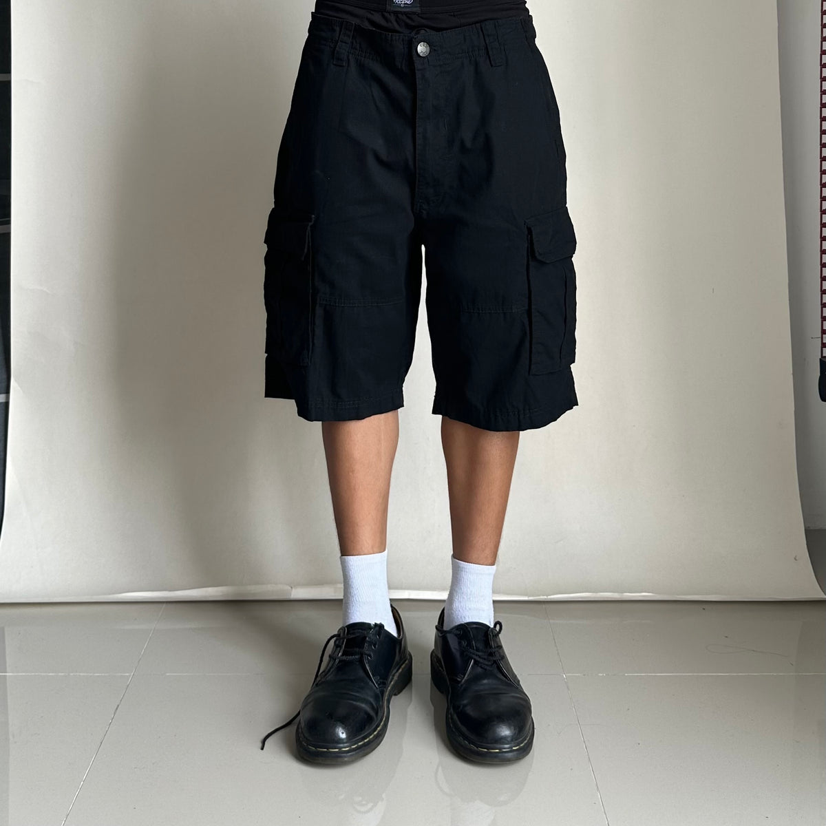 CSG Cargo Shorts in Black (Size 32-34)