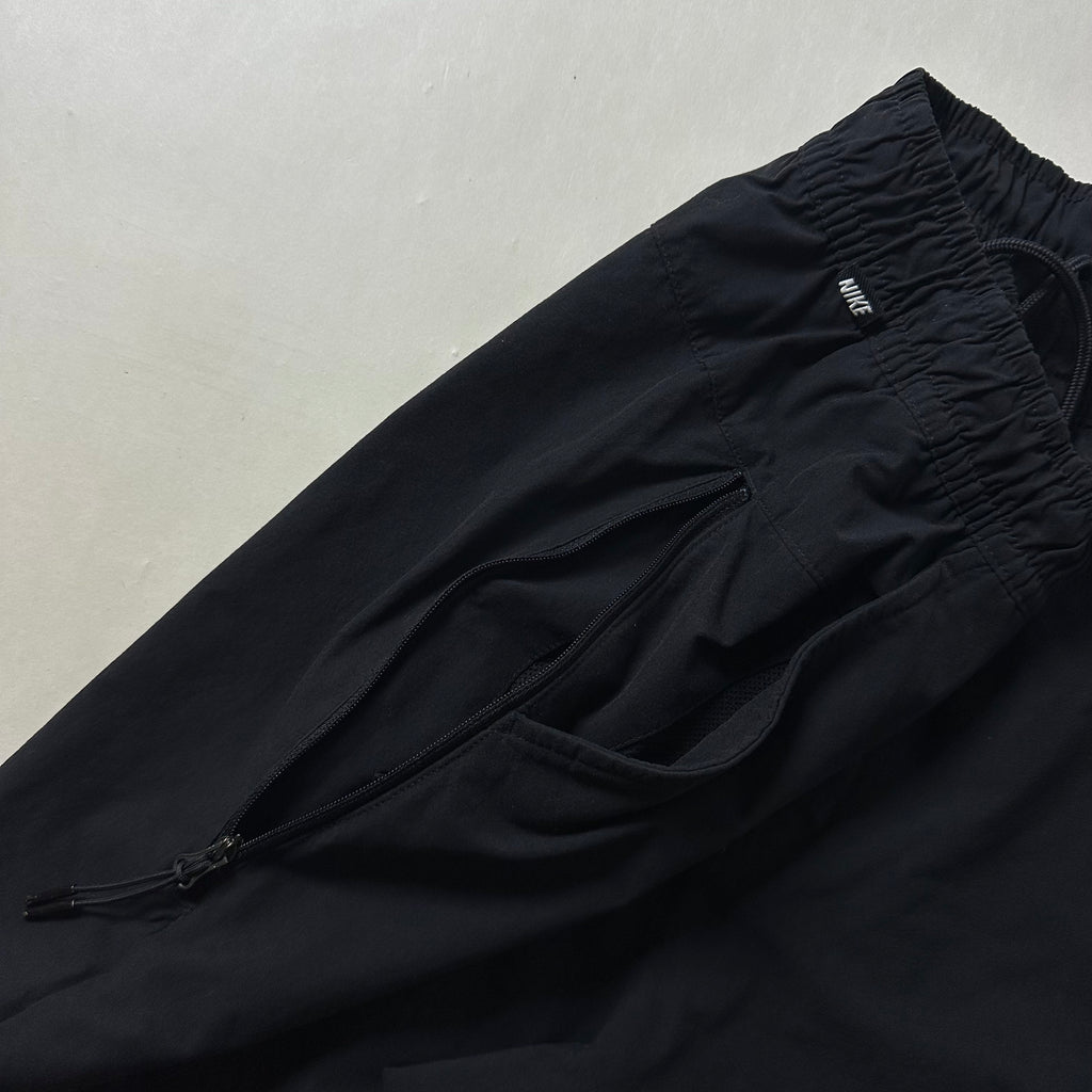 Nike Lightweight Training Pants in Black (Size 28-36)