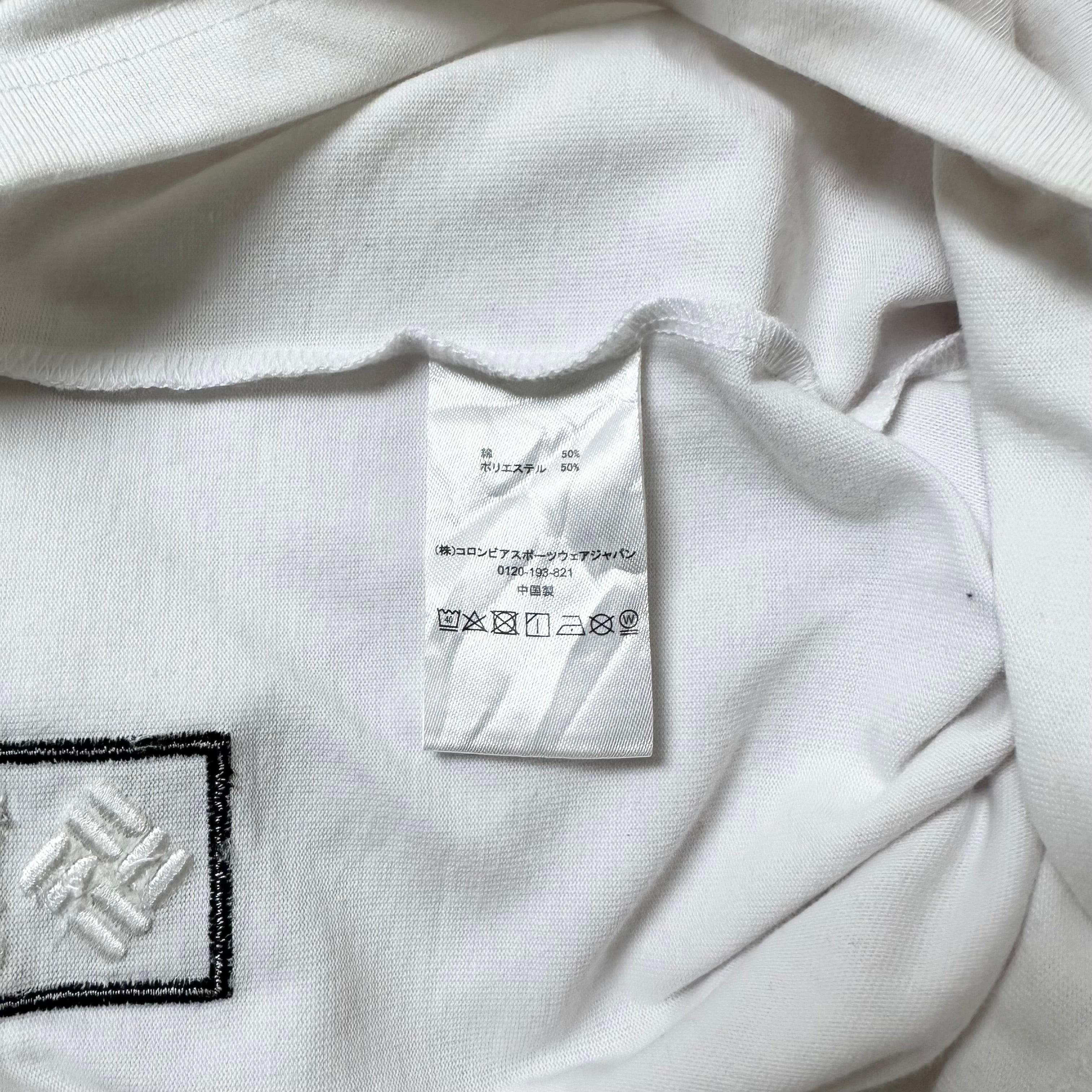 Columbia Longsleeve Pocket T-shirt in White (Size XL)