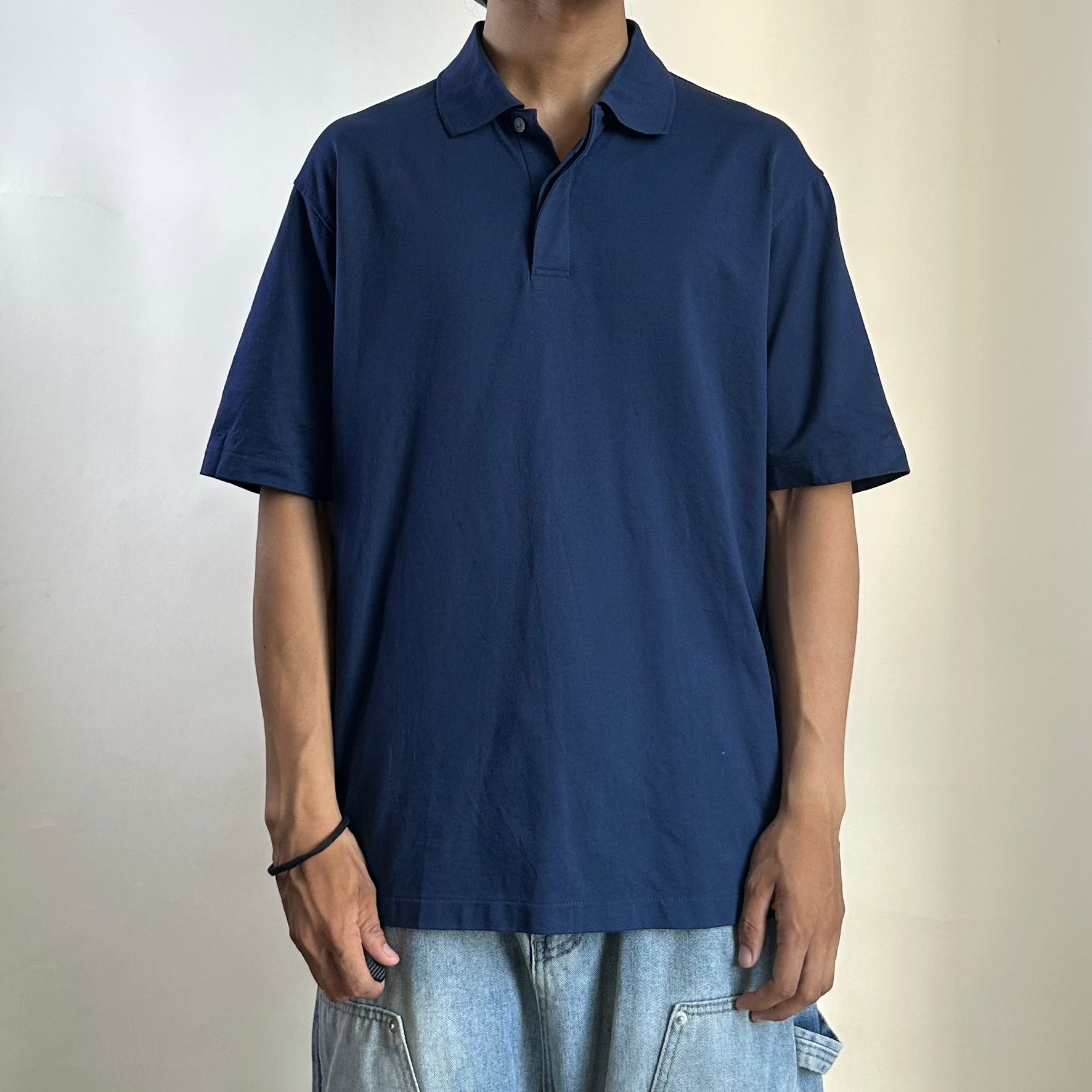 Uniqlo Short Sleeve Polo in Navy (Size Medium)