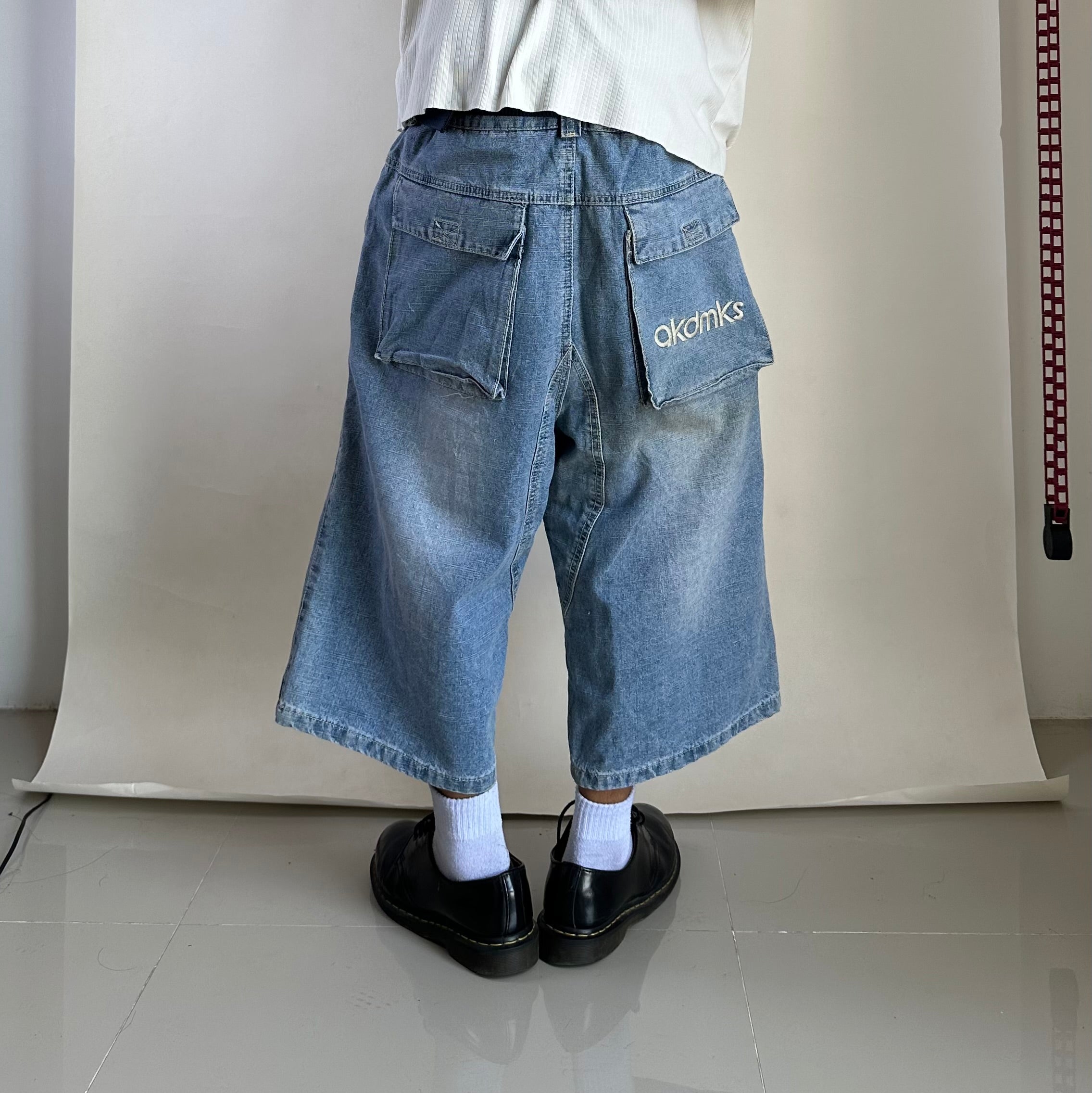 Akademiks Bootleg Baggy Long Jorts (Size 34-36)
