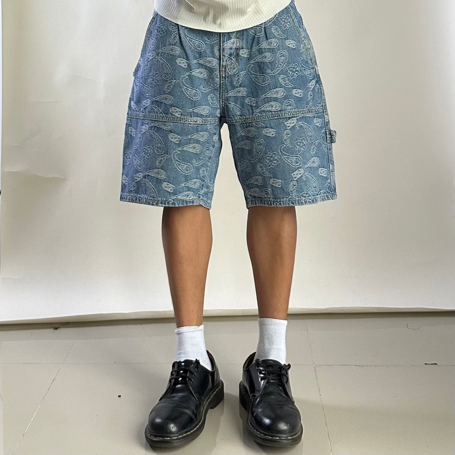 Paisley Bandana Carpenter Jorts in Light Wash Blue (Size 30-31)