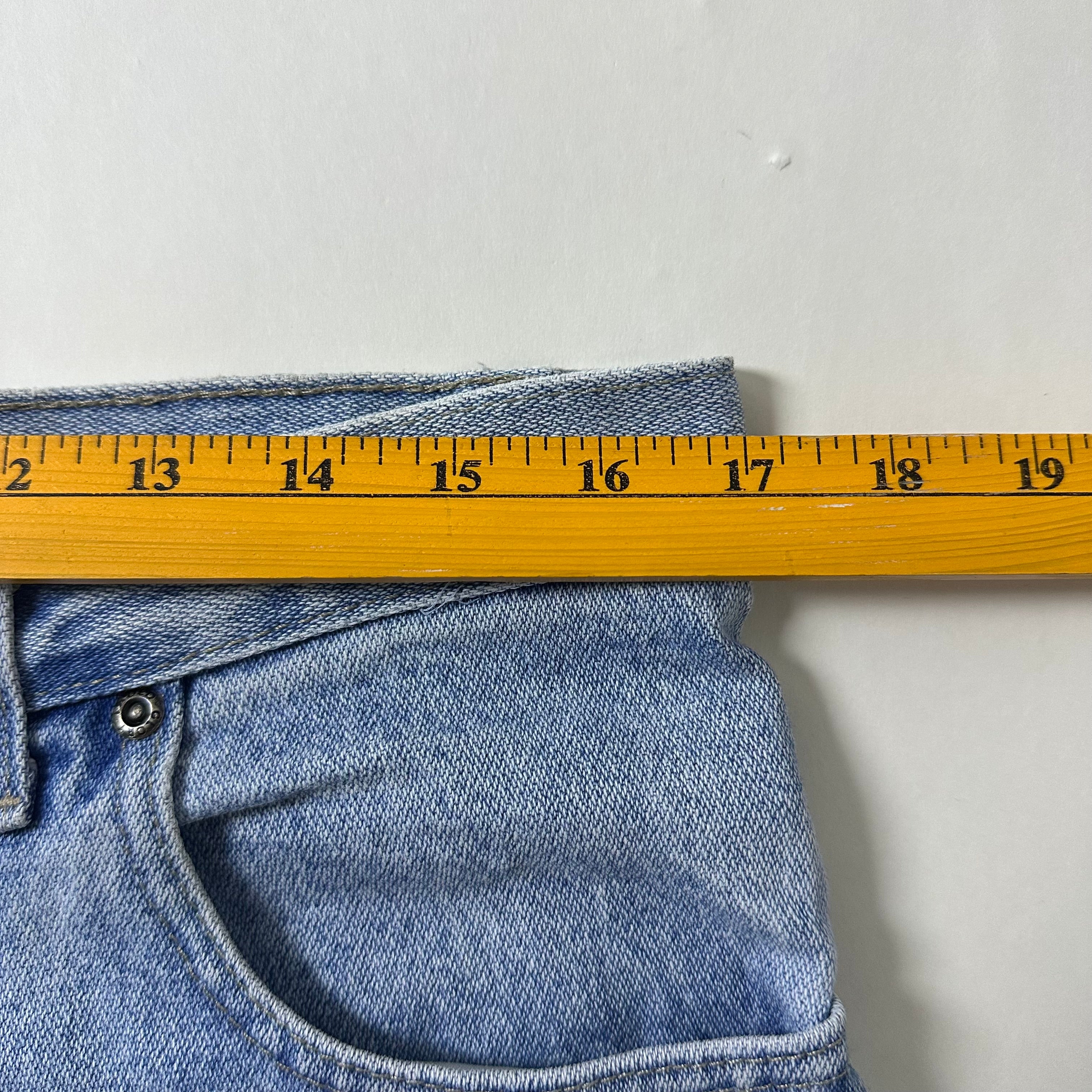 Faded Glory Denim Jorts in Light Wash Blue (Size 34)
