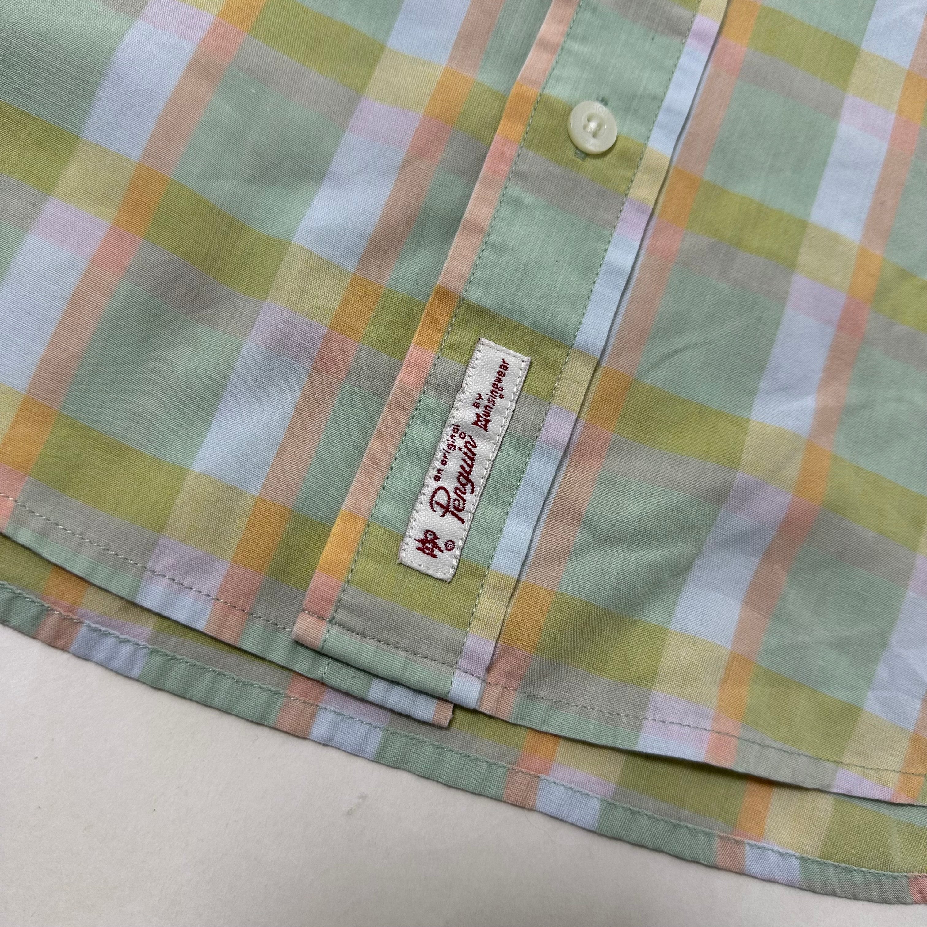 Penguin Short-sleeve Button-down Polo in Pastel Plaid Pattern (Size Medium)