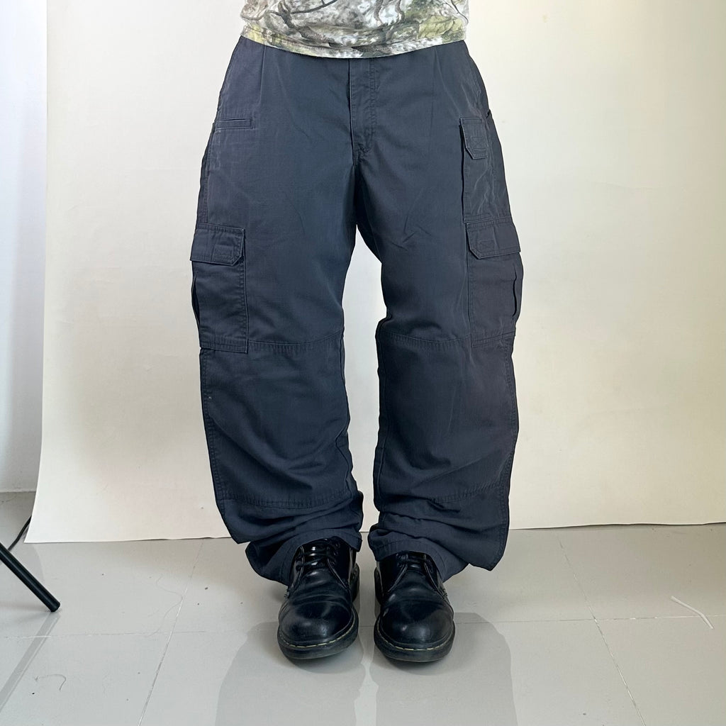 5.11 Tactical Cargo Pants in Dark Gray (Size 34)