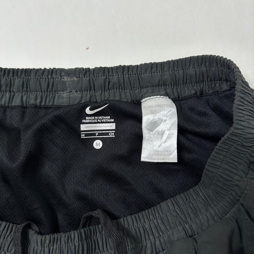 Exclusive NIKE x EDIFICE Water Repellant Board Shorts in Gray (Size Medium 30-32)