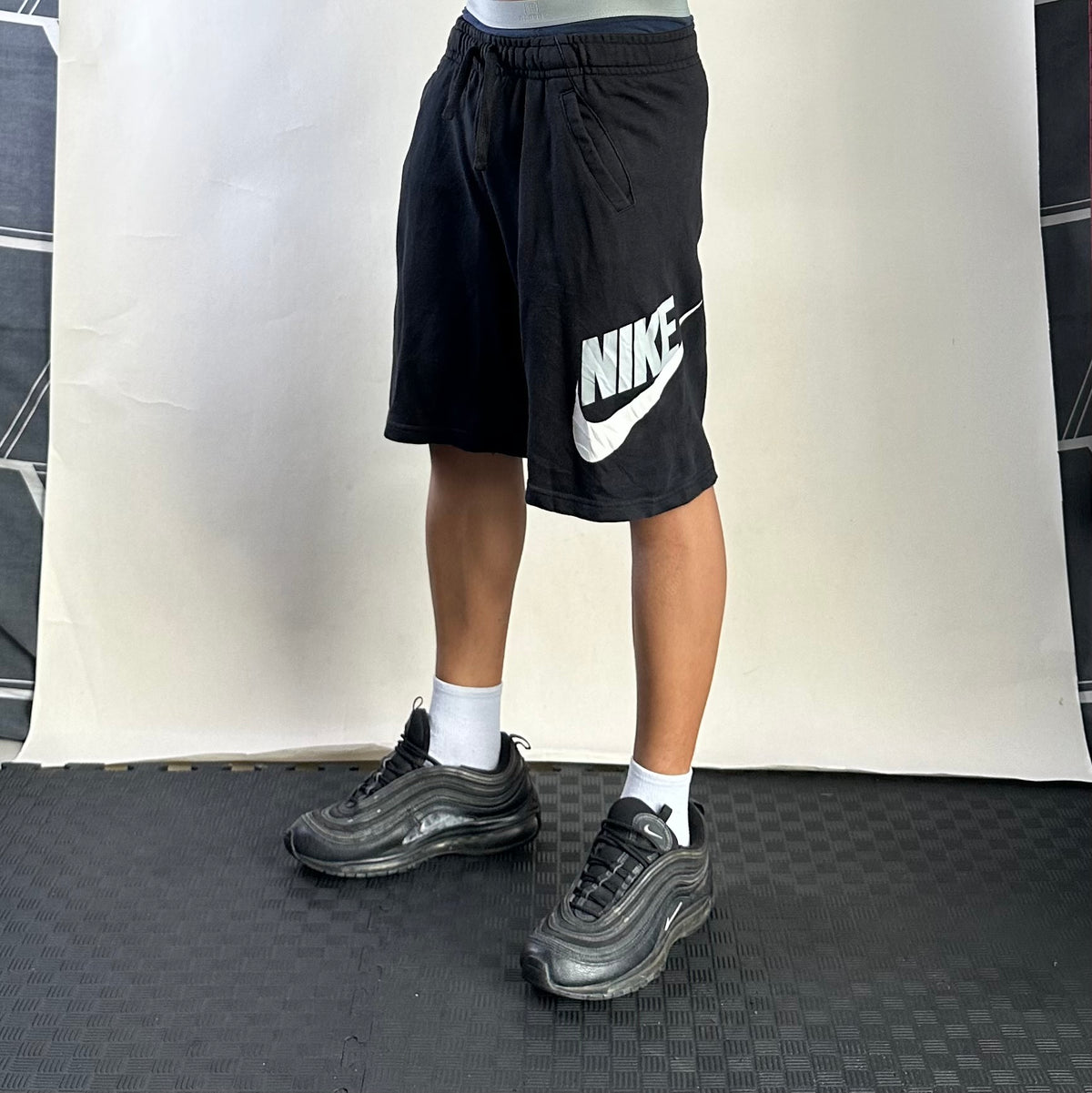 Nike Alumni Shorts in Black (Size 26-32)
