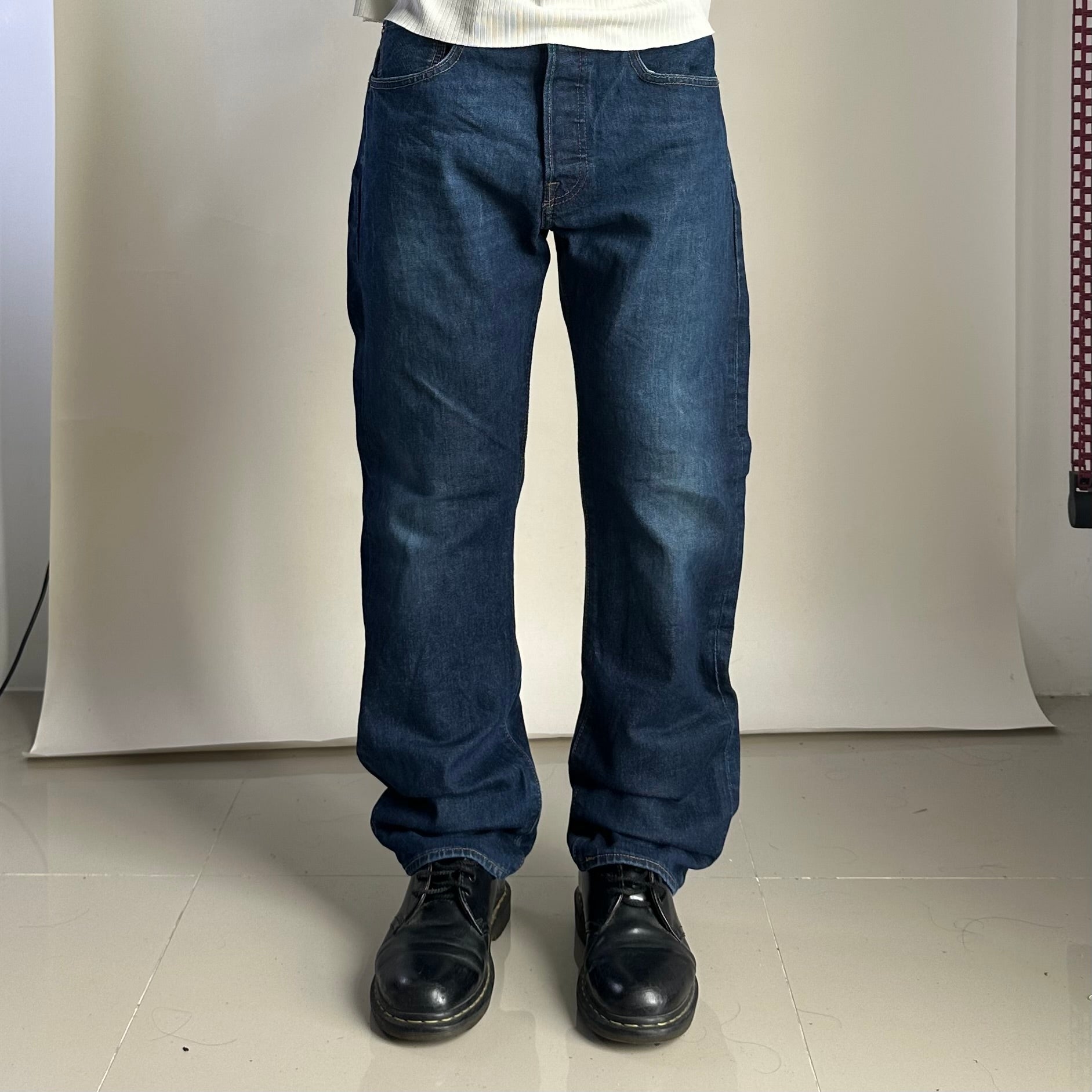 Levi’s 501 Original Fit Jeans Extended Patch Button Fly in Dark Stonewash (Size 32)