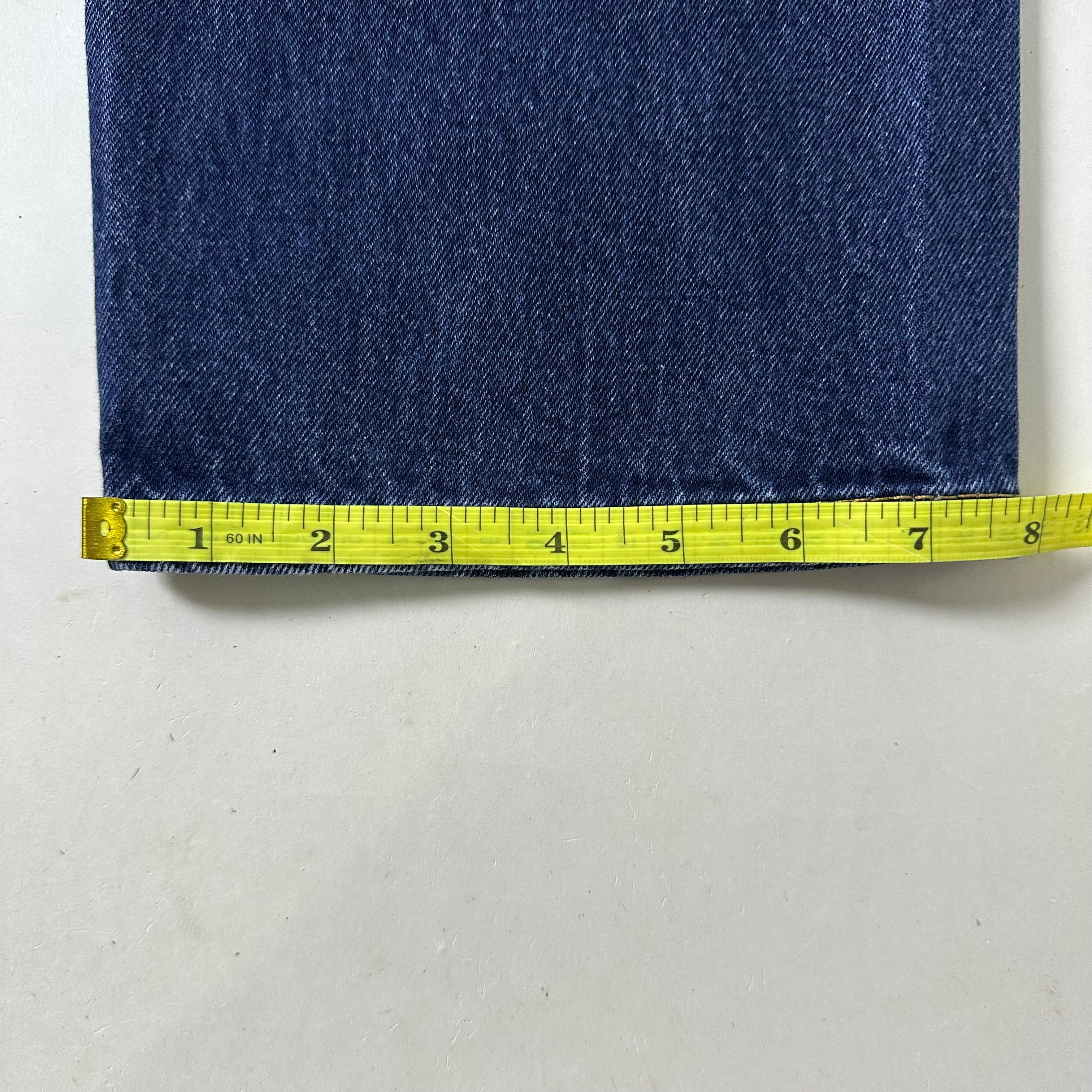 Levi’s 505 Regular Straight Fit in Dark Stonewash Blue Denim (Size 32)