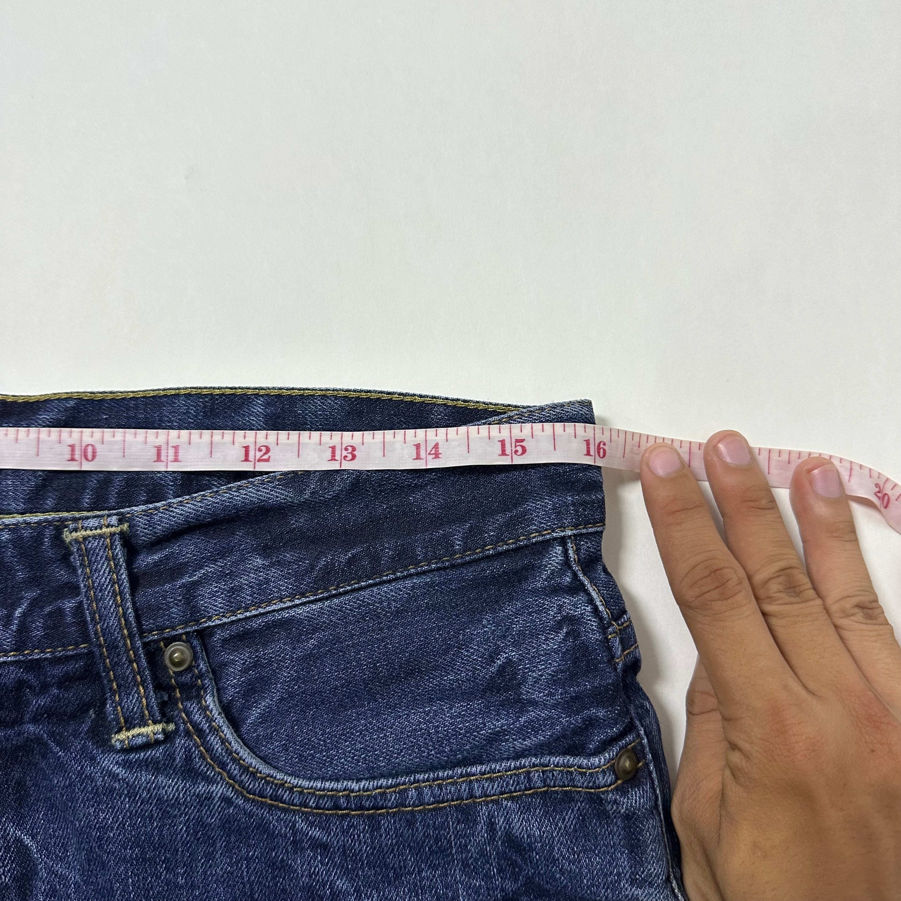 Carhartt WIP Klondike Denim Shorts (Size 30-32)