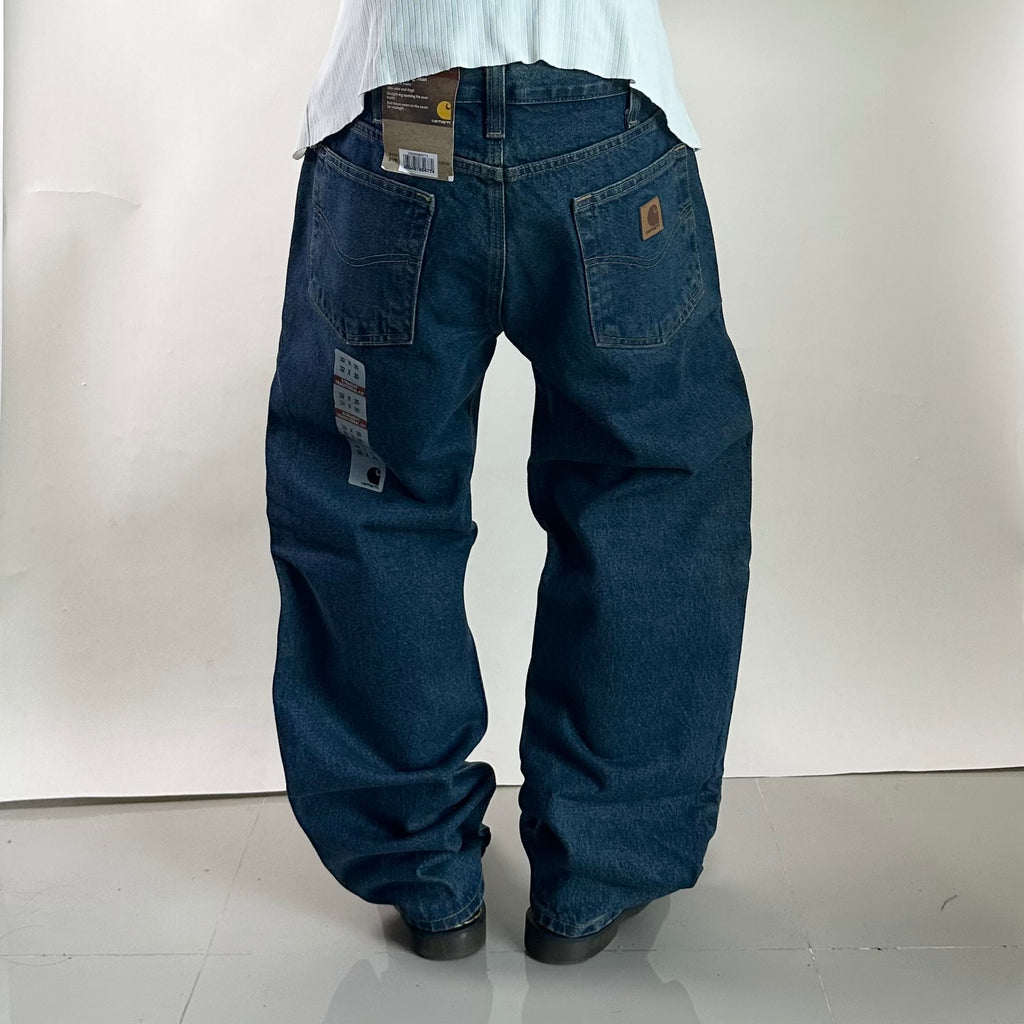 BRAND-NEW Carhartt Straight Traditional Fit Denim Pants (Size 32) — SOLD