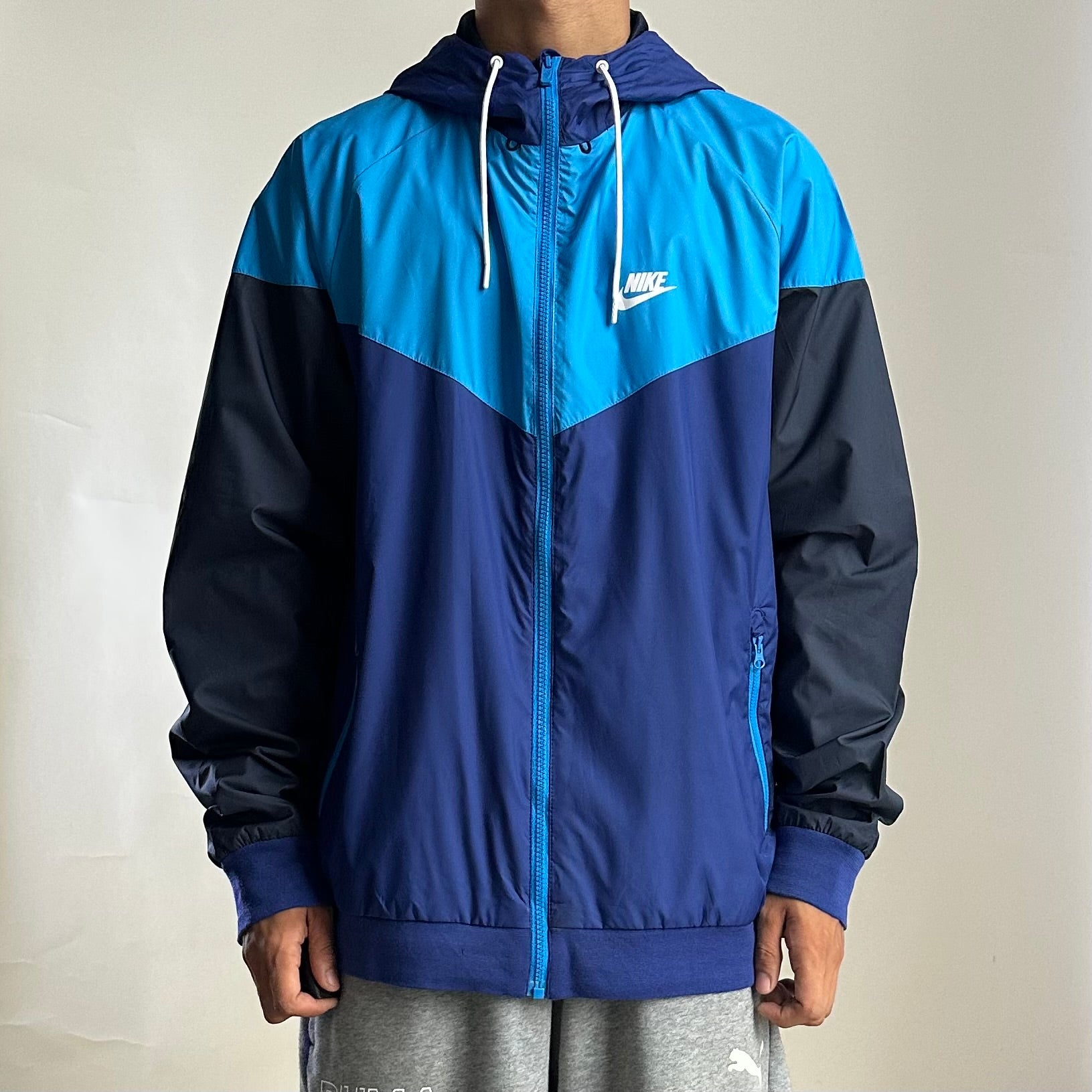 Nike Sportswear Windrunner Windbreaker Jacket in Deep Royal Blue (Size 2XL)
