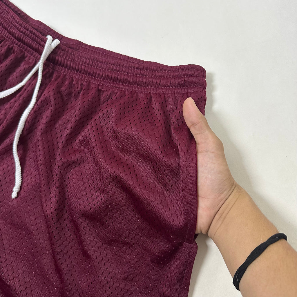 Champion Men’s Long Mesh Shorts in Maroon Size Large (32-38)