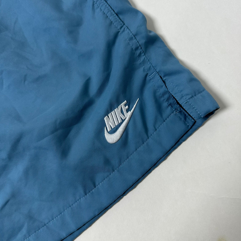 Nike Sportswear Woven Flow Shorts in Cerulean Blue (Size Large 30-36)
