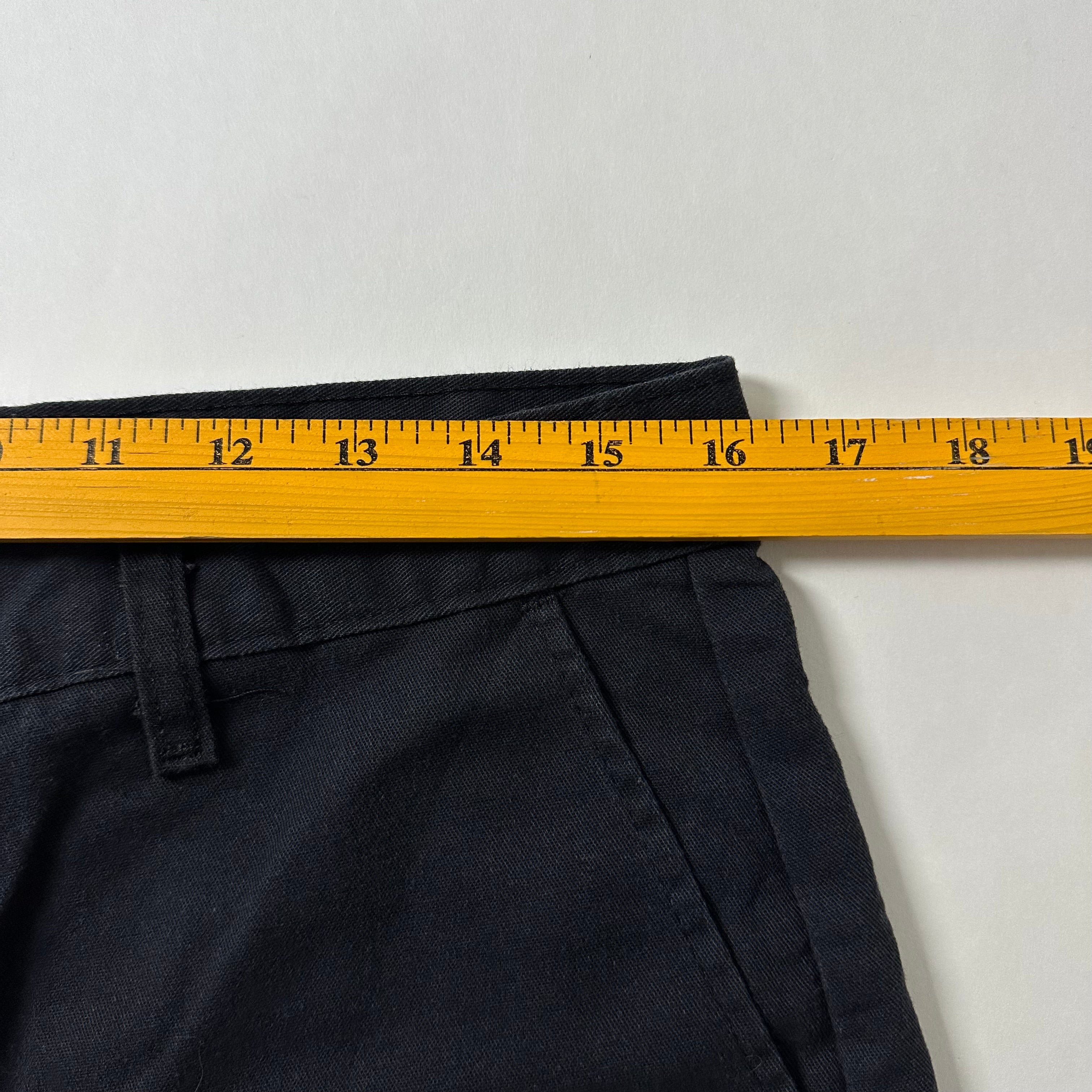 DICKIES Double Patch Shorts in Black (Size 32)