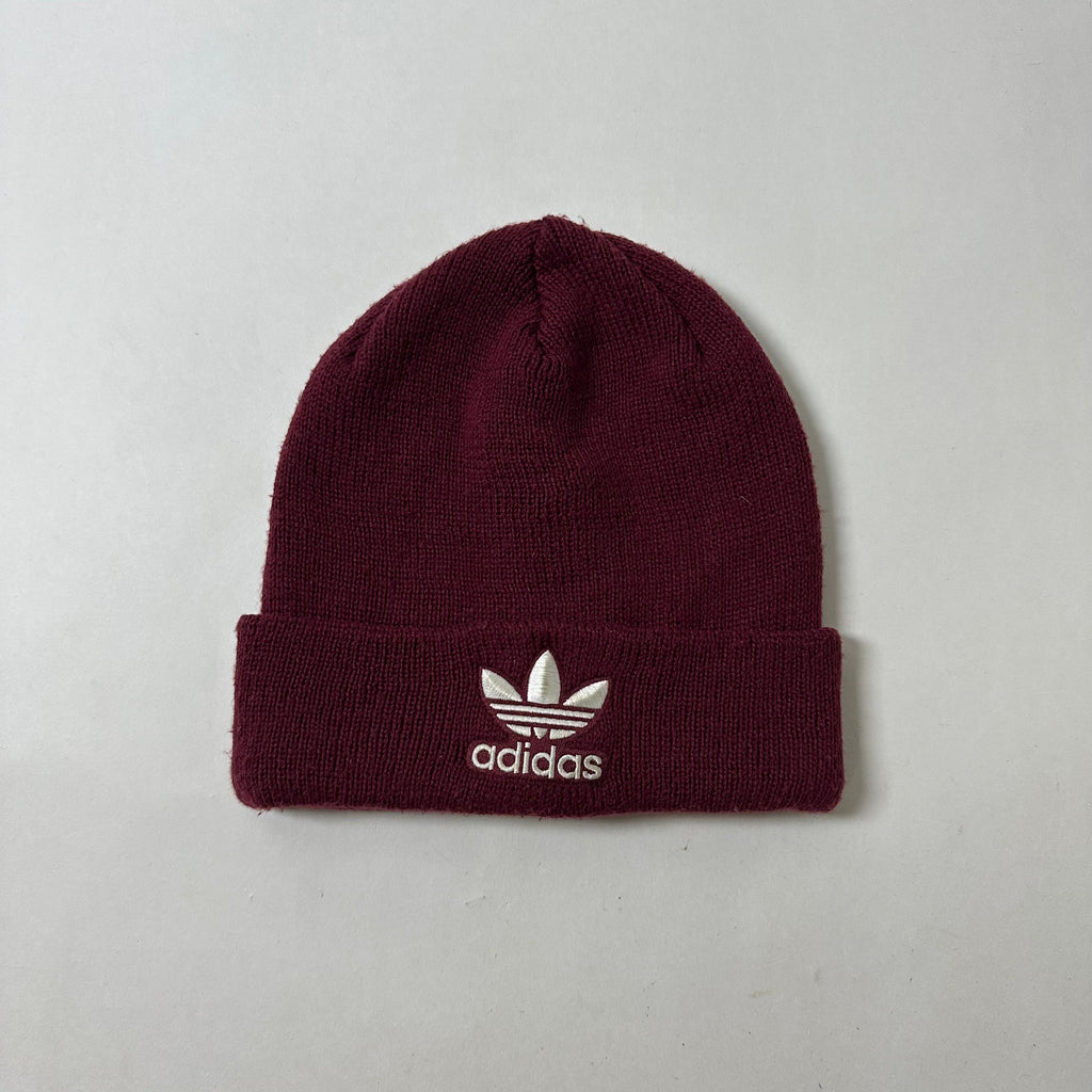 ADIDAS Embroidered Logo Classic Beanie Hat in Maroon (One Size)