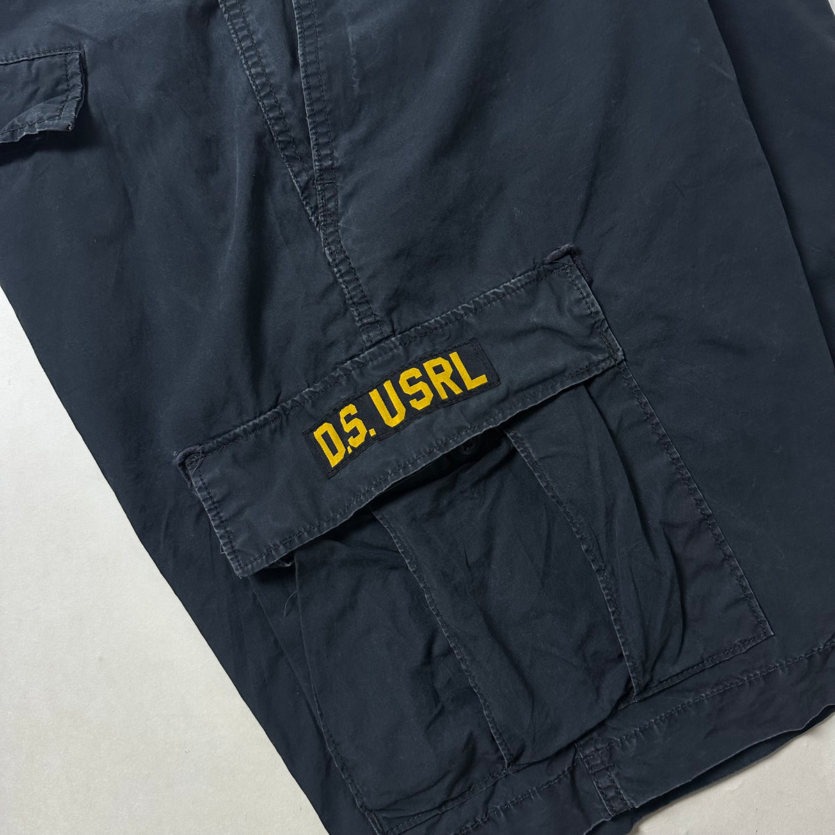 Ralph Lauren Denim & Supply Cargo Shorts in Black (Size 34-36)
