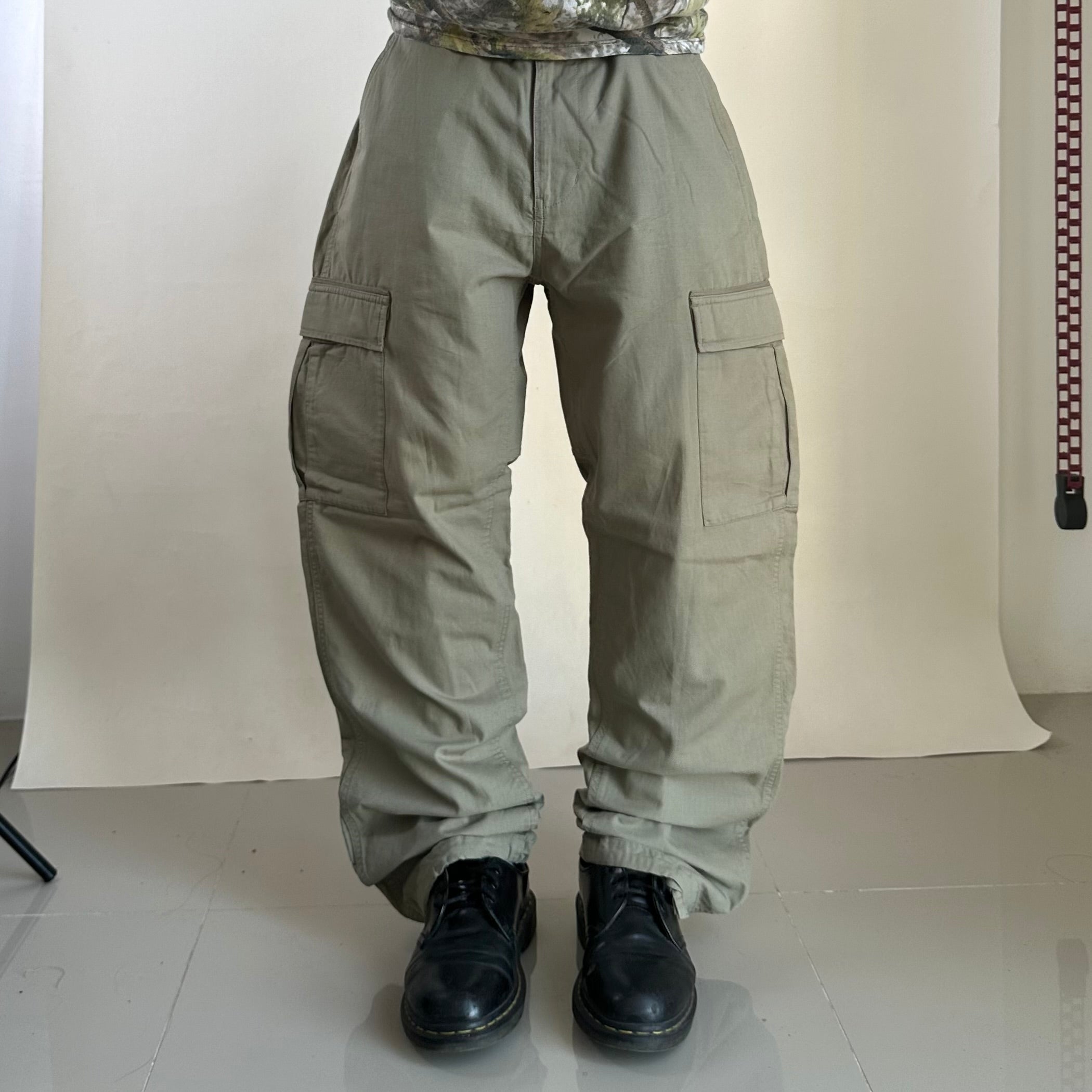 Stussy Cargo Ripstop Pants in Olive Green (Size 32)