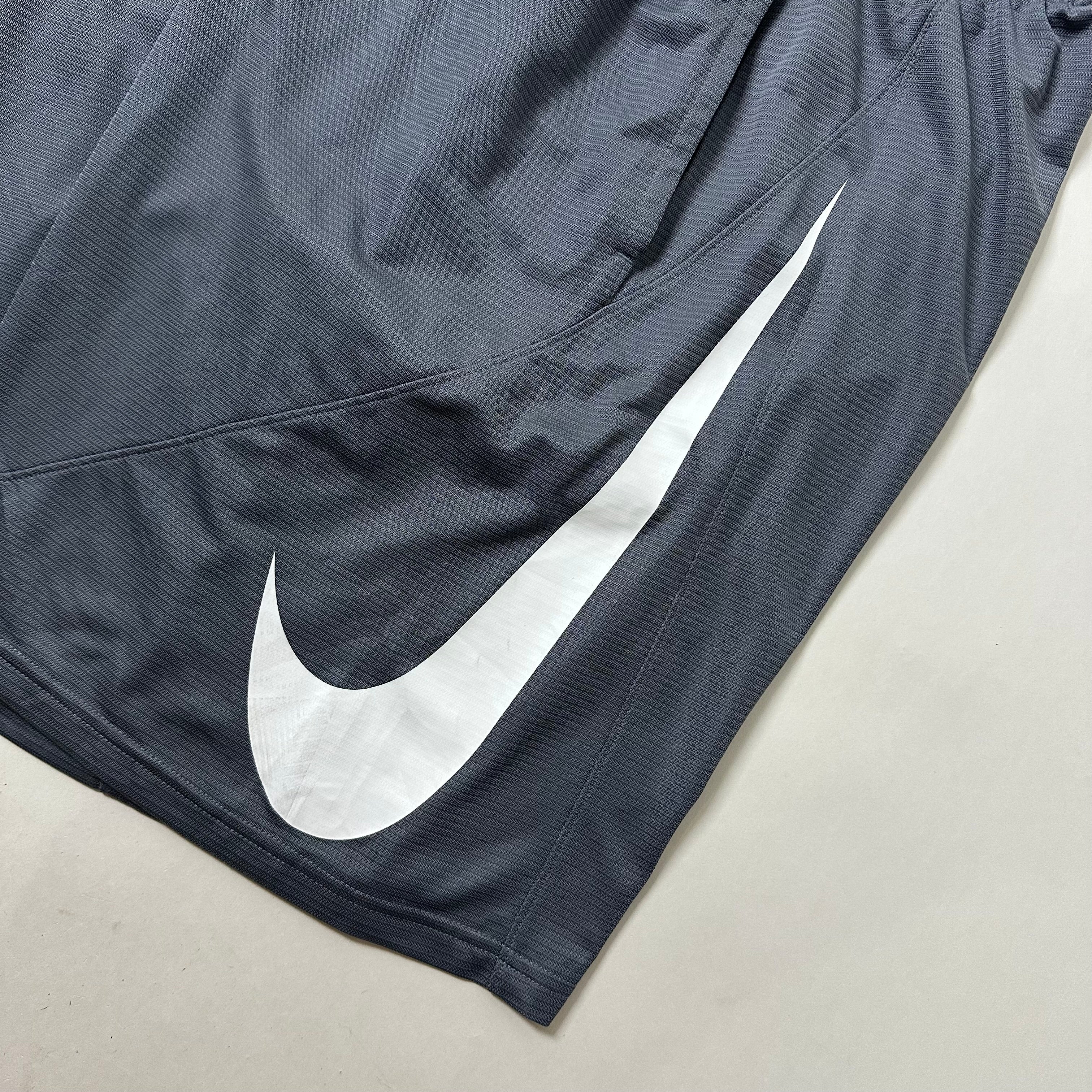 NIKE Big Swoosh Dri-fit Shorts in Gray (Size 32-40)