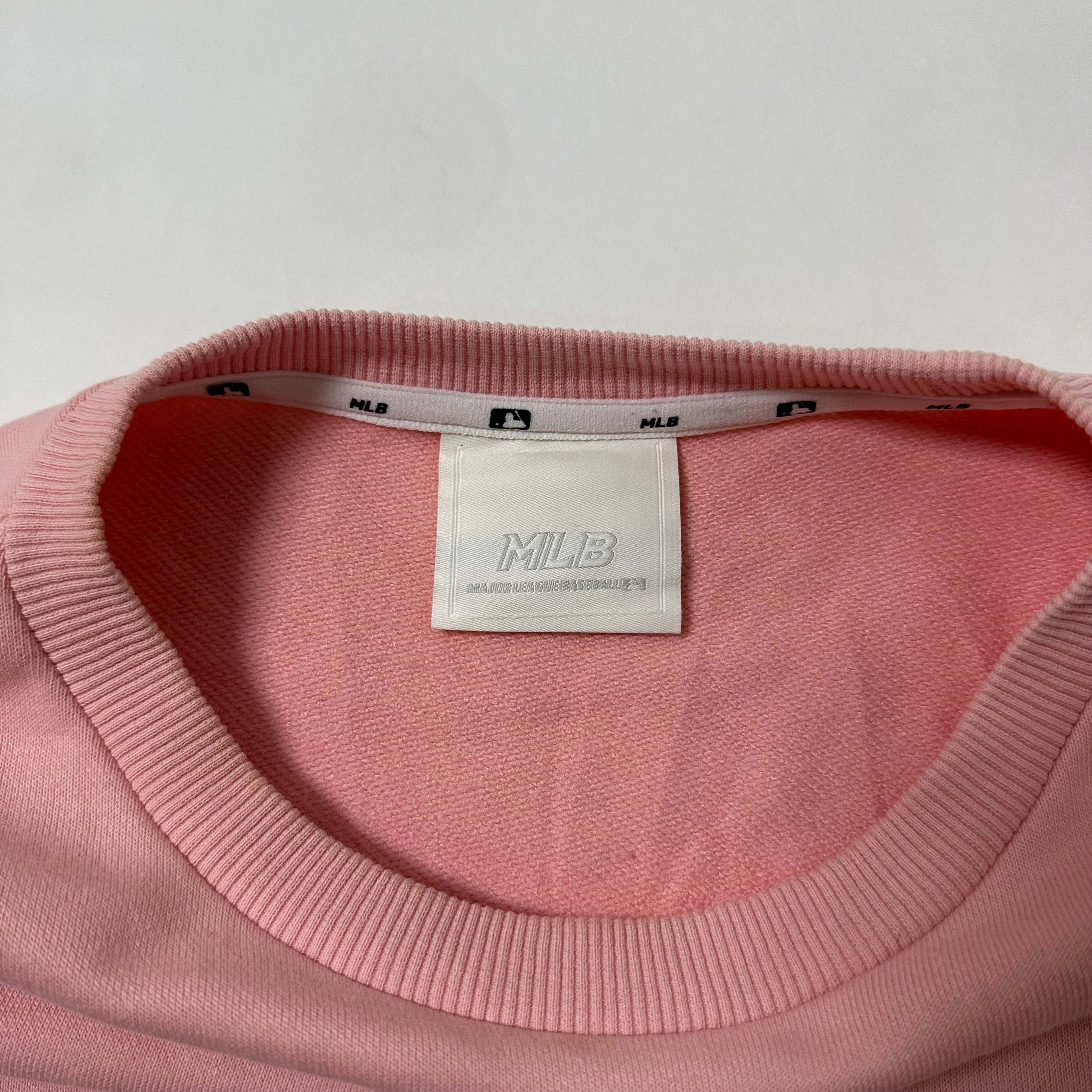 MLB NY Yankees Crewneck Sweater Pastel Pink Small (Fits Medium)