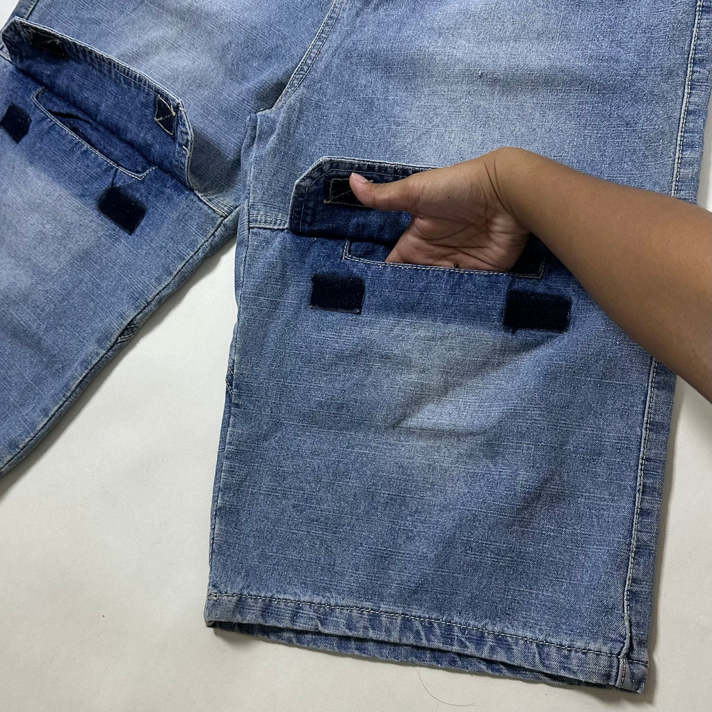 Akademiks Bootleg Baggy Long Jorts (Size 34-36)