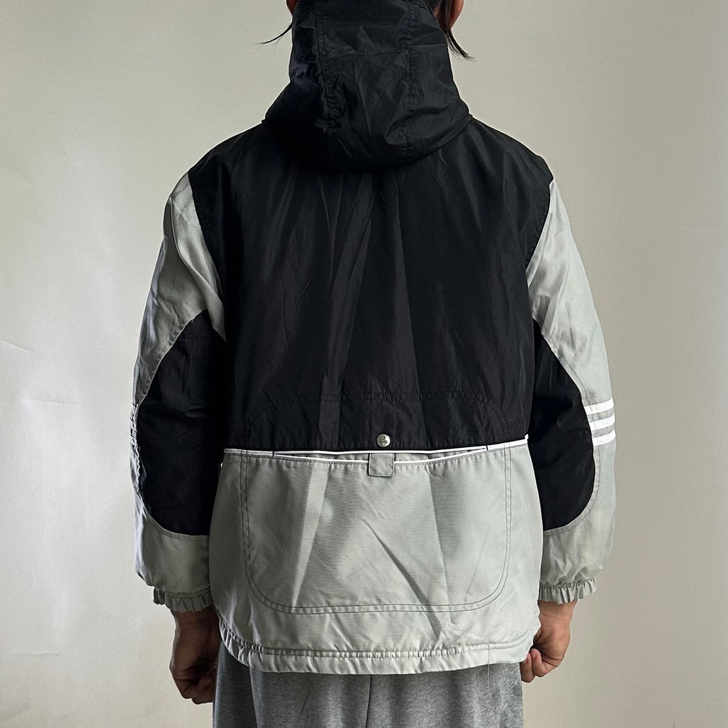 Vintage Adidas Windbreaker Jacket in Two-toned (Size Large) Boxy Fit