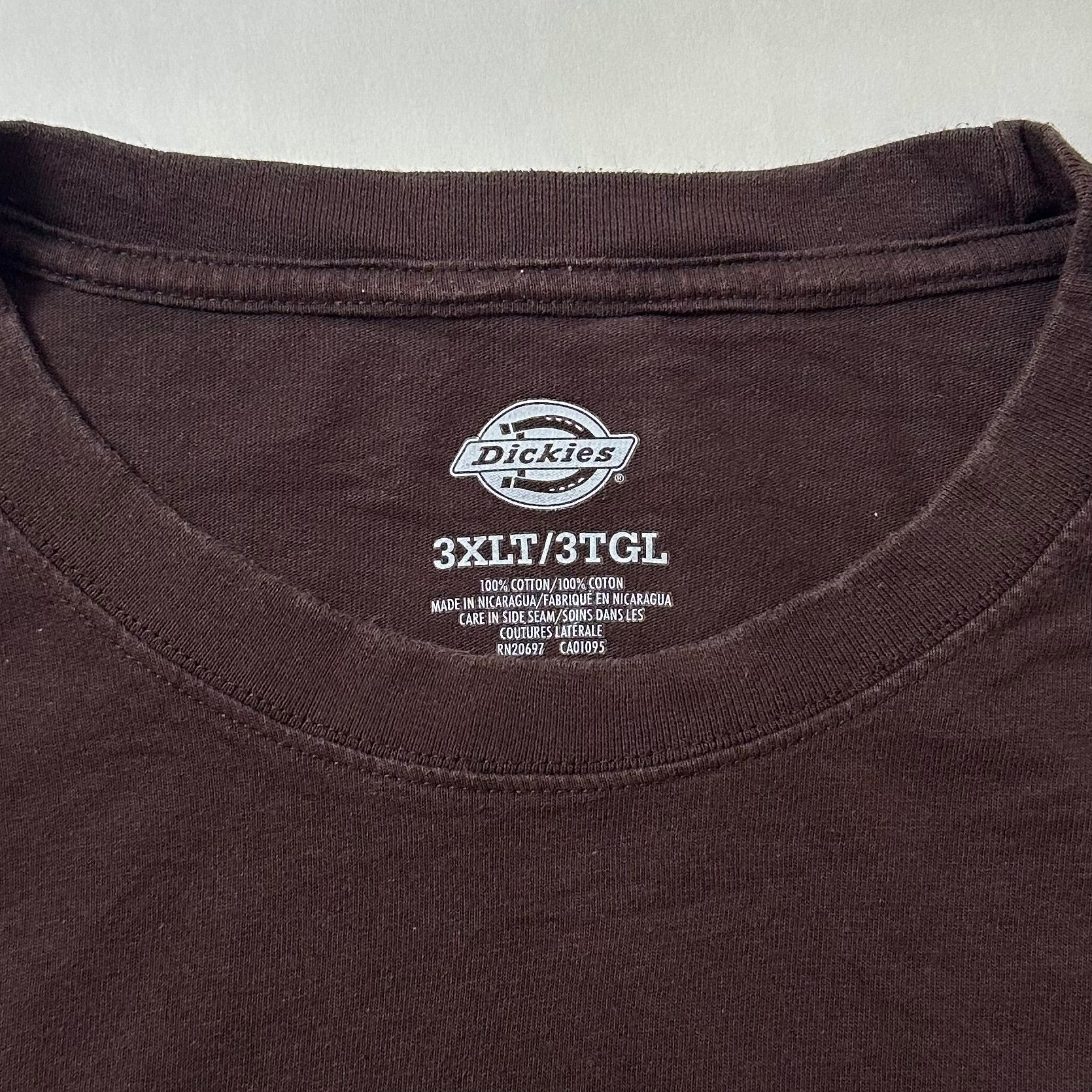 Dickies Pocket T-shirt in Choco Brown (Size 3XL)