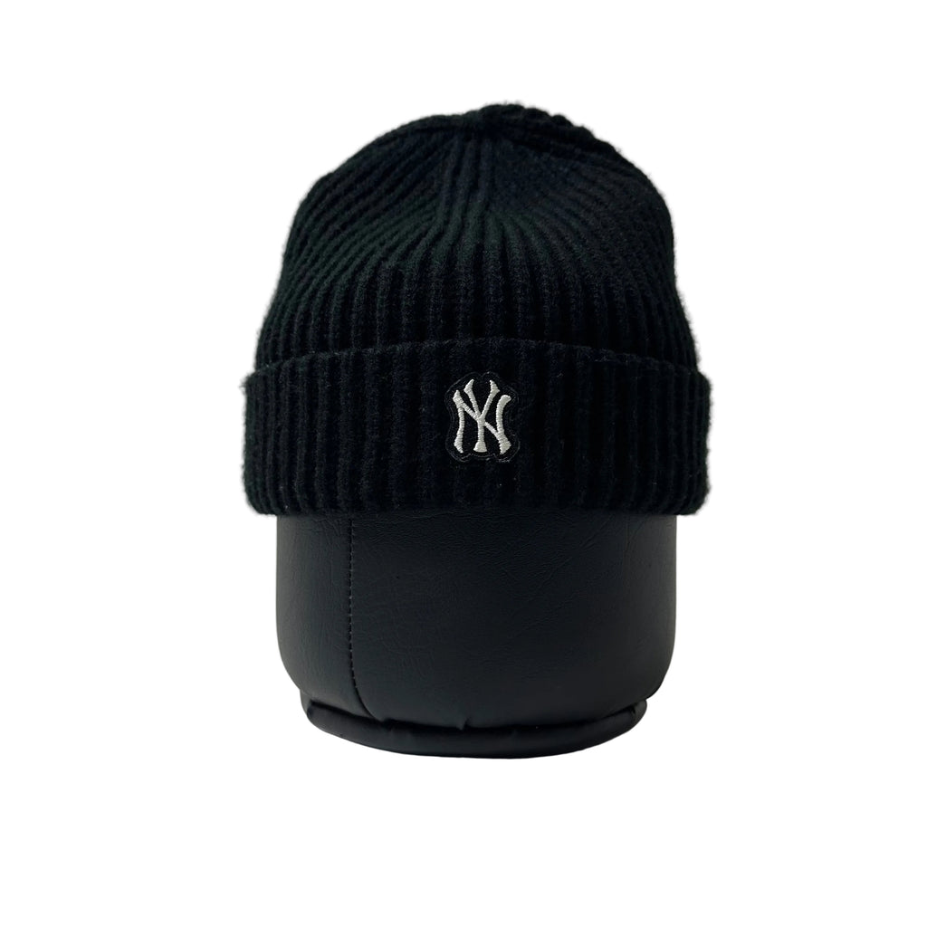 MLB NY Yankees Embroidered Logo Ribbed-knit Beanie in Black (One Size)