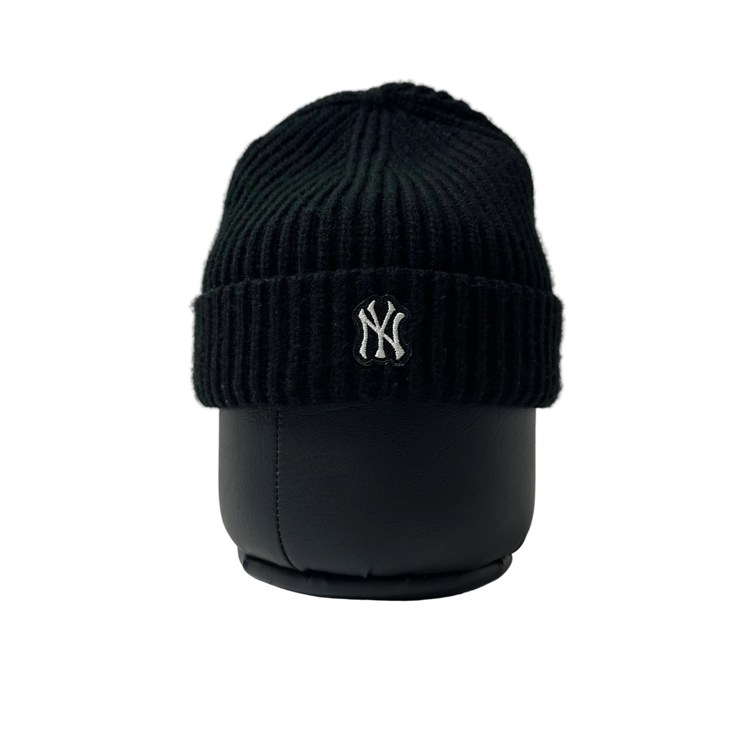 MLB NY Yankees Embroidered Logo Ribbed-knit Beanie in Black (One Size)