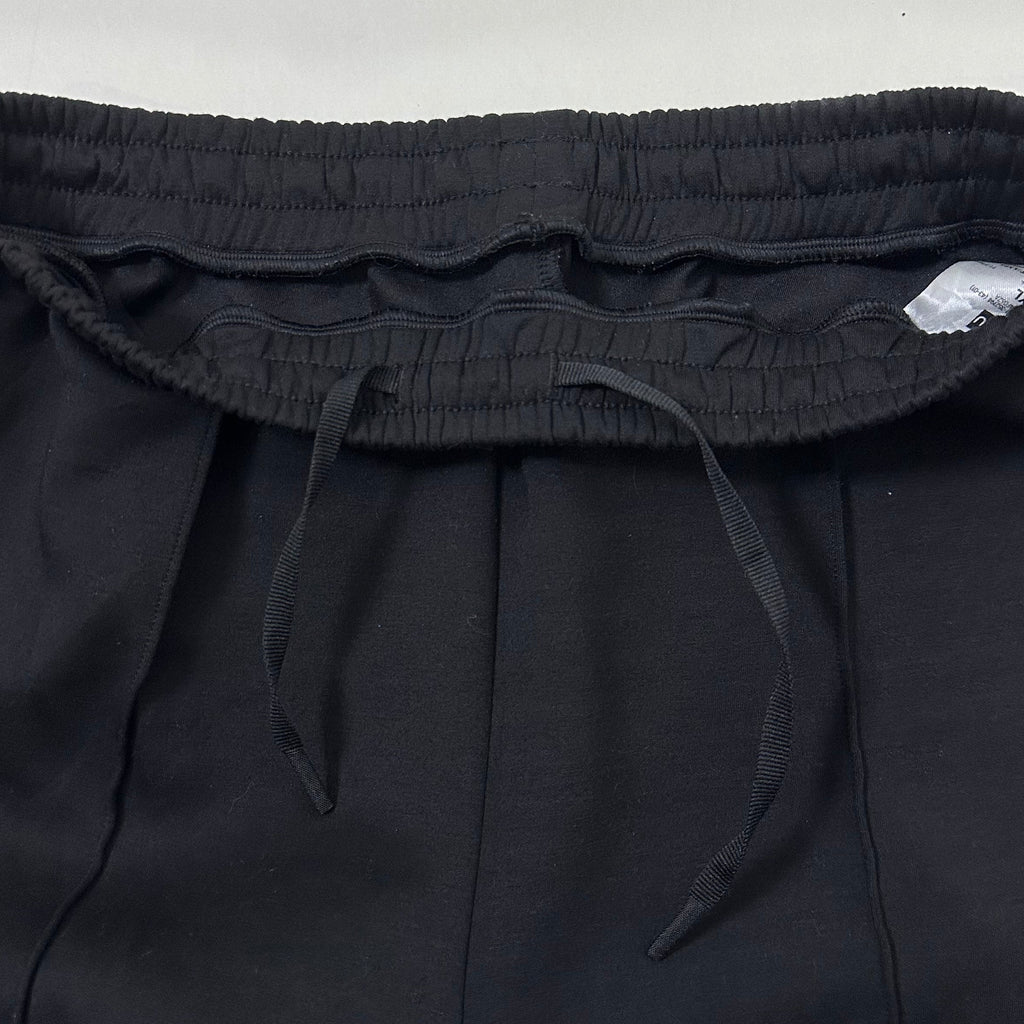 GU Active Baggy Sweatpants in Black (Size 28-34)