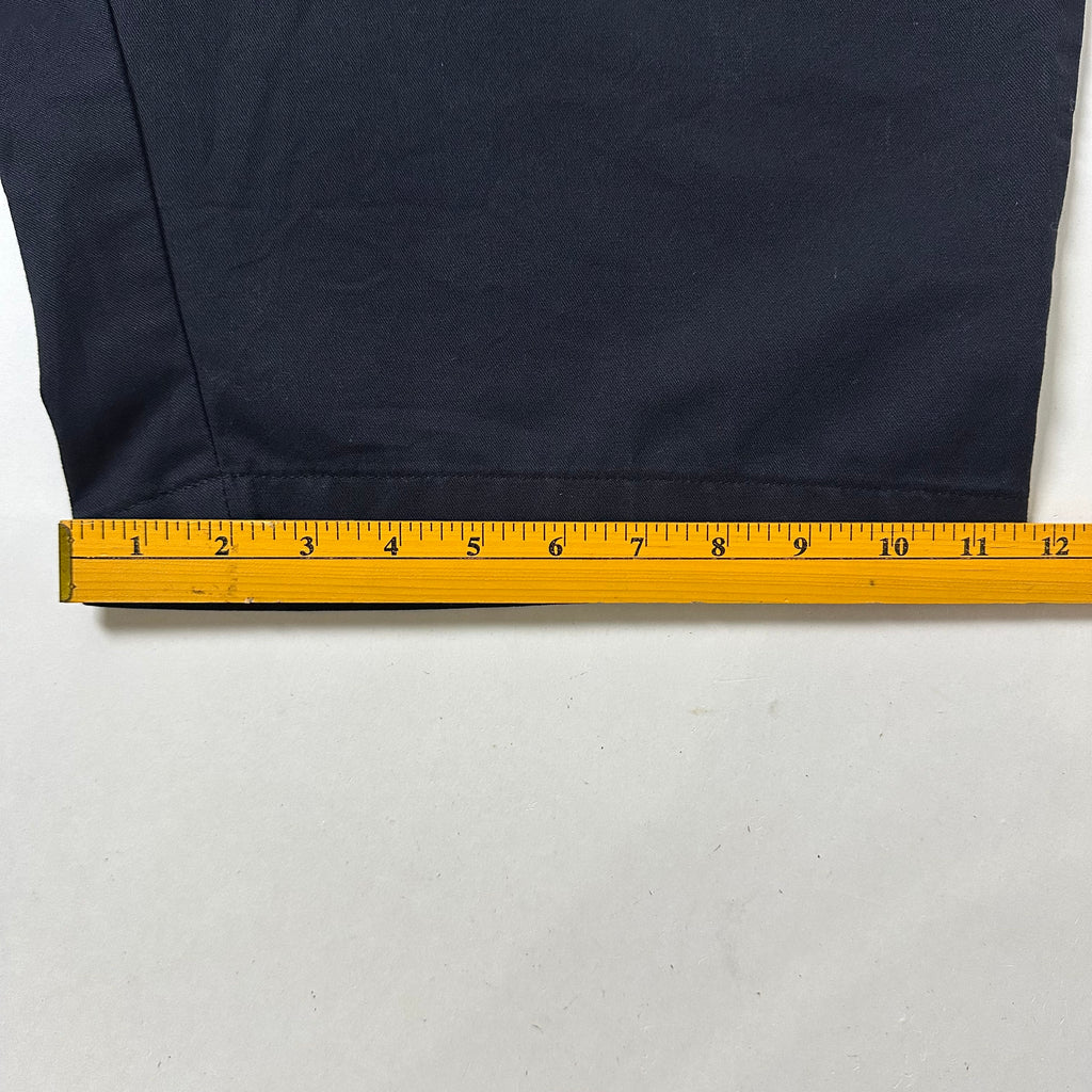DICKIES Regular Fit Shorts in Black (Size 42)
