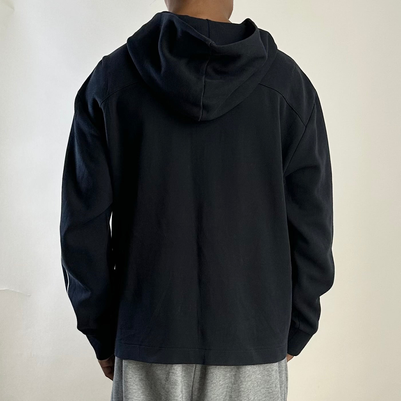 Puma Zip-up Hoodie Jacket in Black (Size Medium)