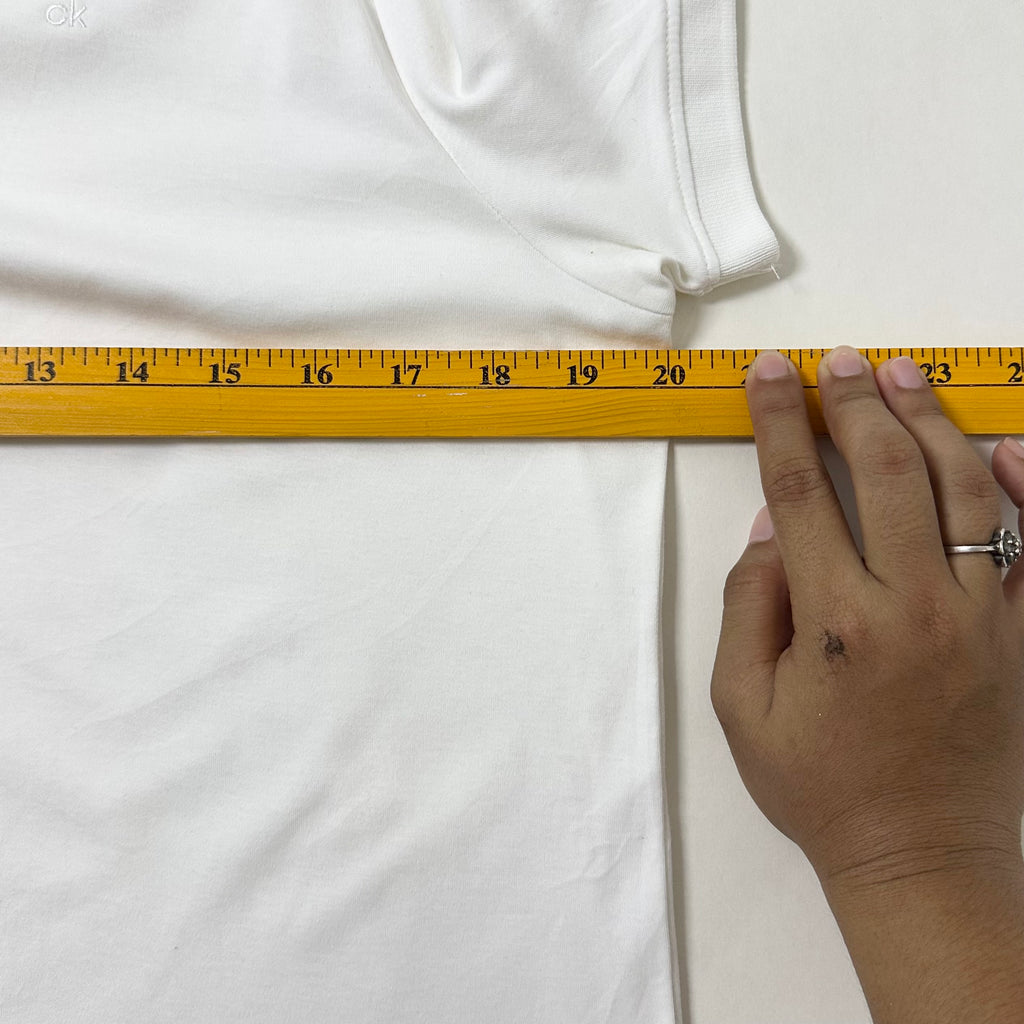 Calvin Klein Liquid Touch Polo T-shirt in White Size Small (Fits Medium)